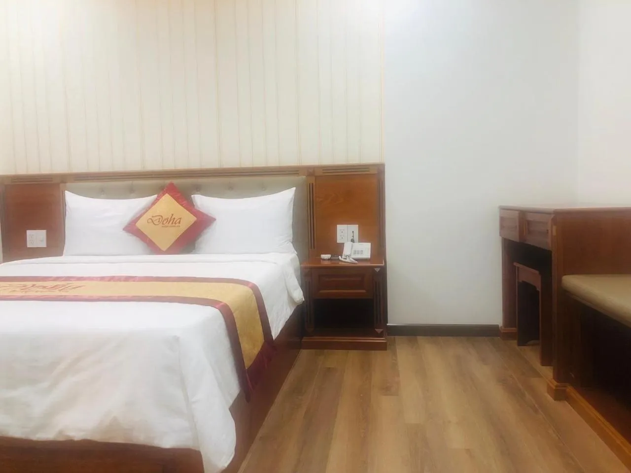 Photo of the whole room, Bed in Doha 2 Hotel Saigon Airport
