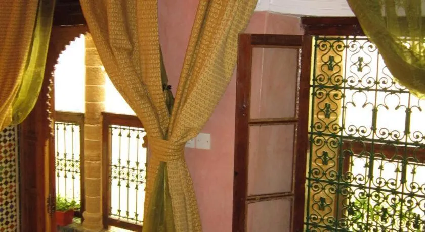 Photo of the whole room in Dar Aida