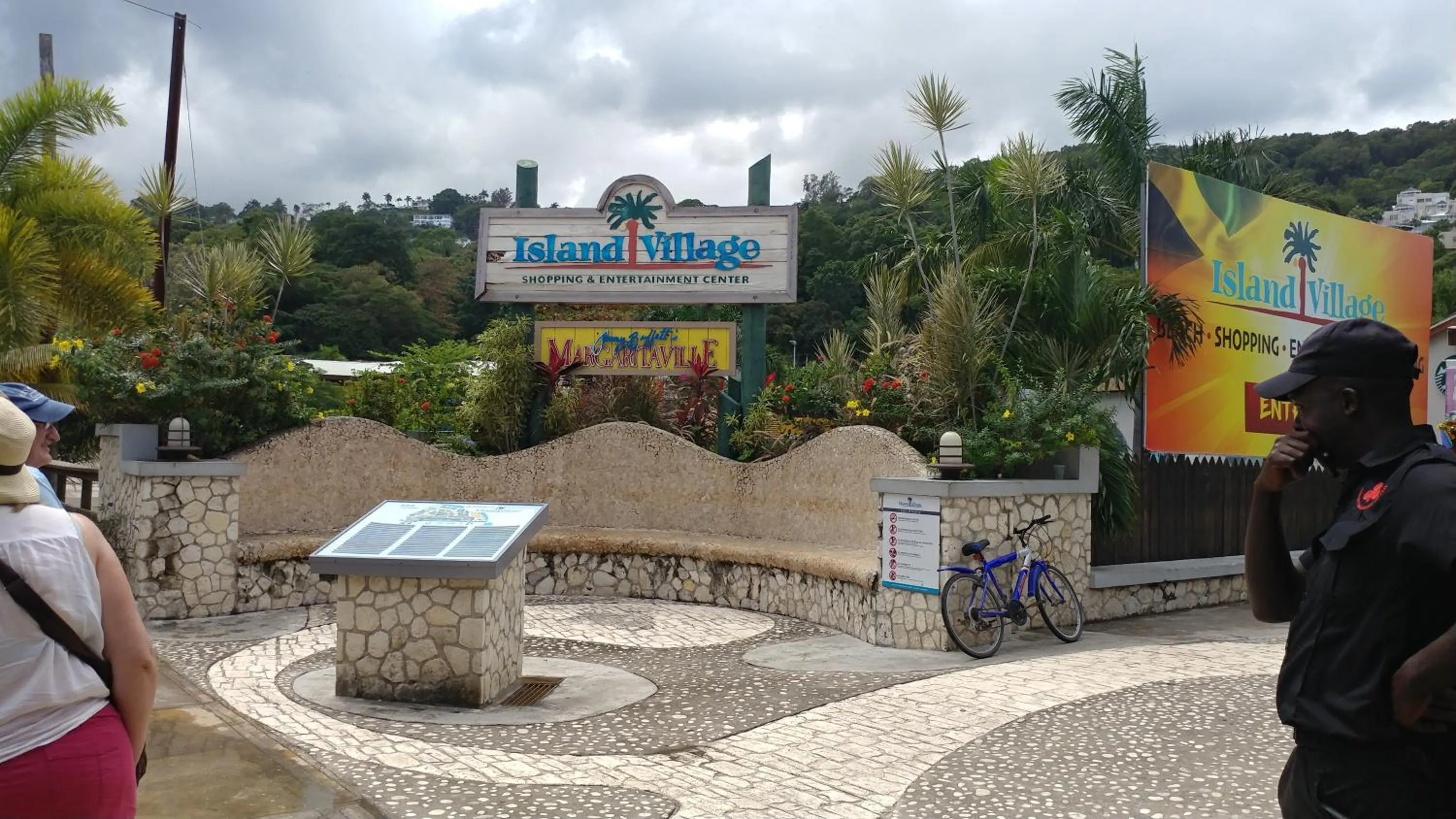 Restaurant/places to eat in SandCastles Holiday #C9