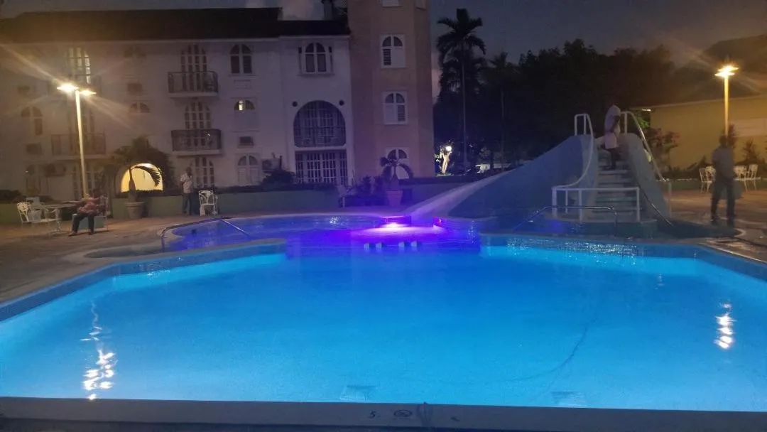 Swimming pool in SandCastles Holiday #C9