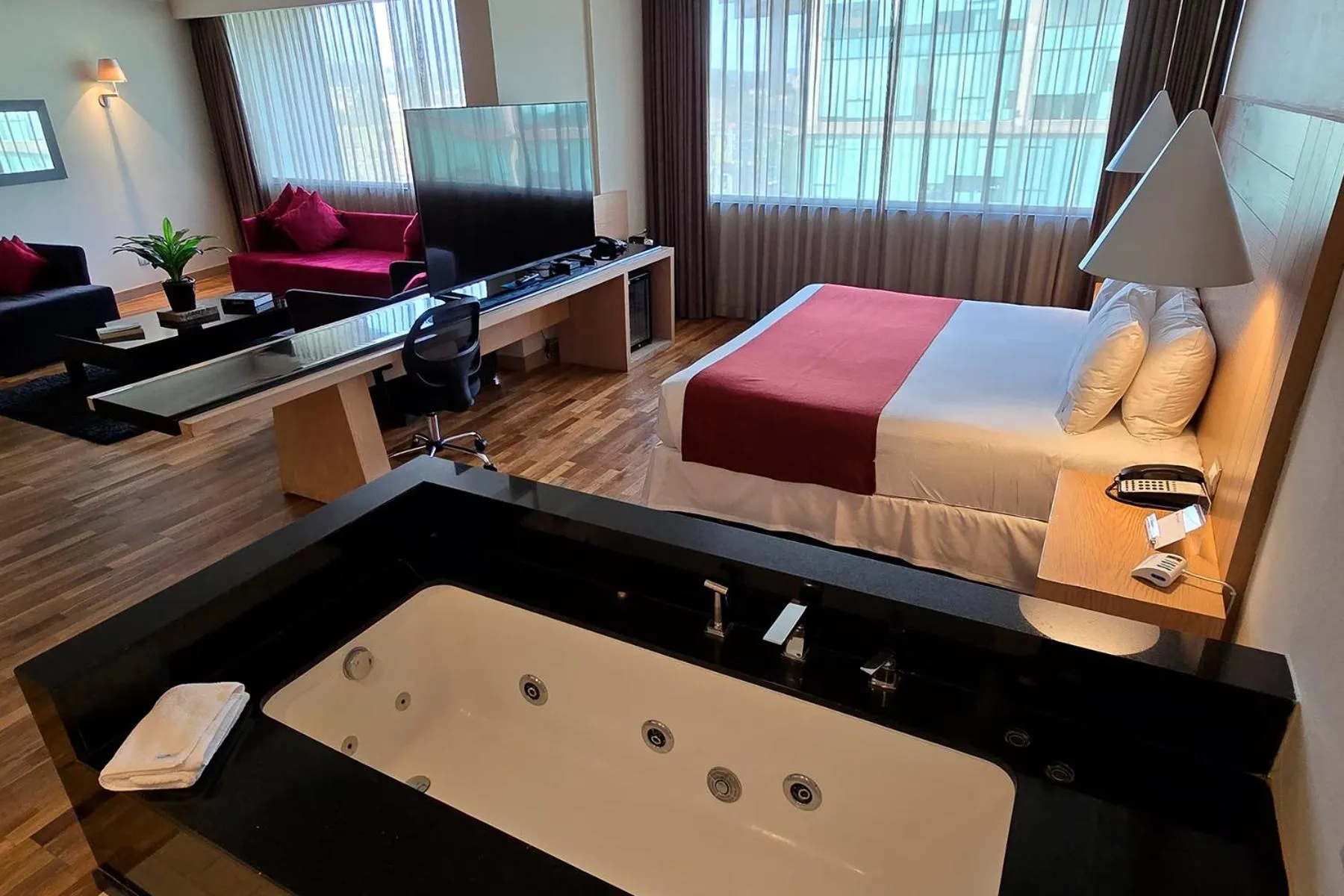 Bed in Wyndham Concepcion Pettra