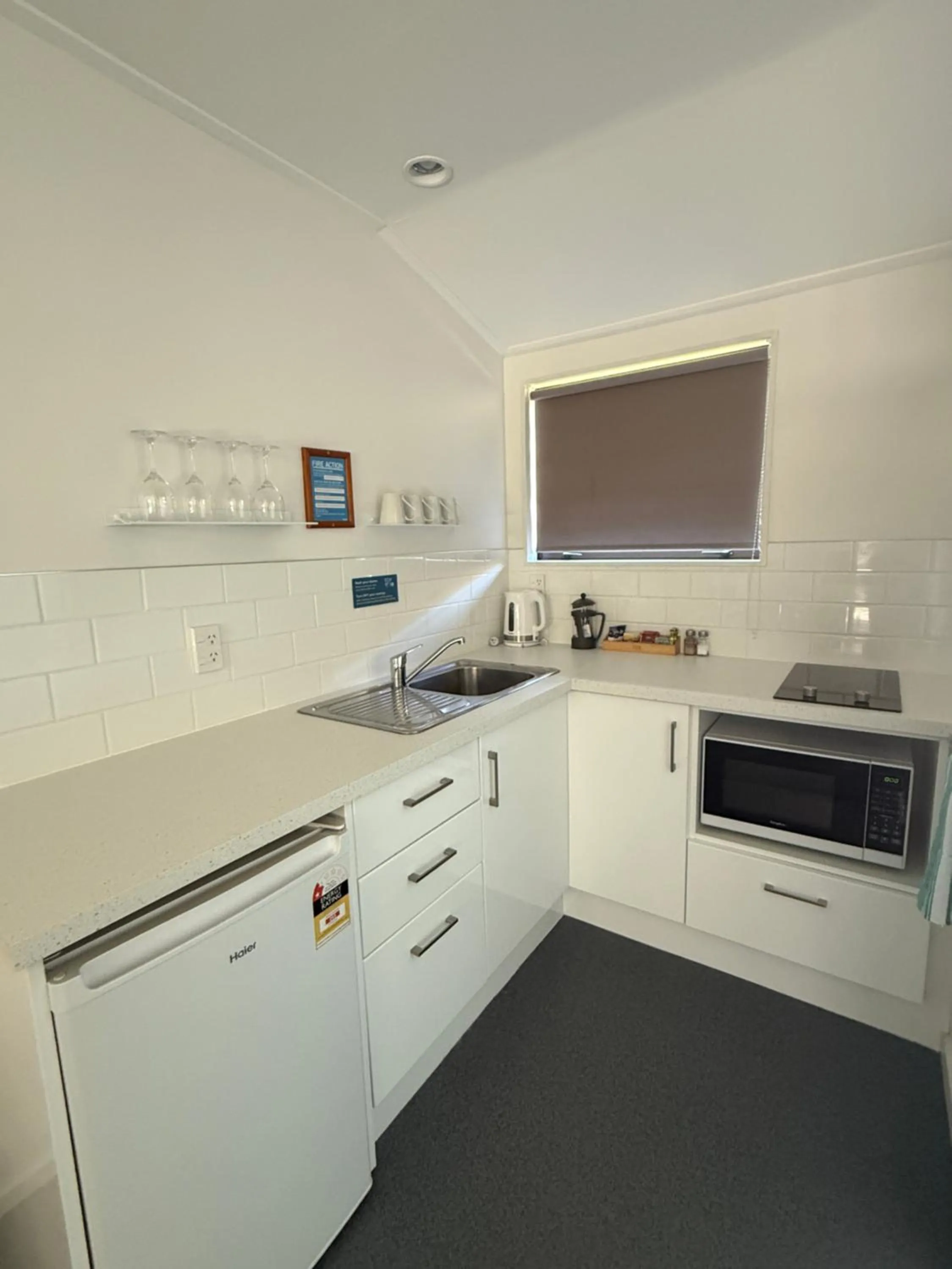 Kitchen or kitchenette in Kingston TOP 10 Holiday Park