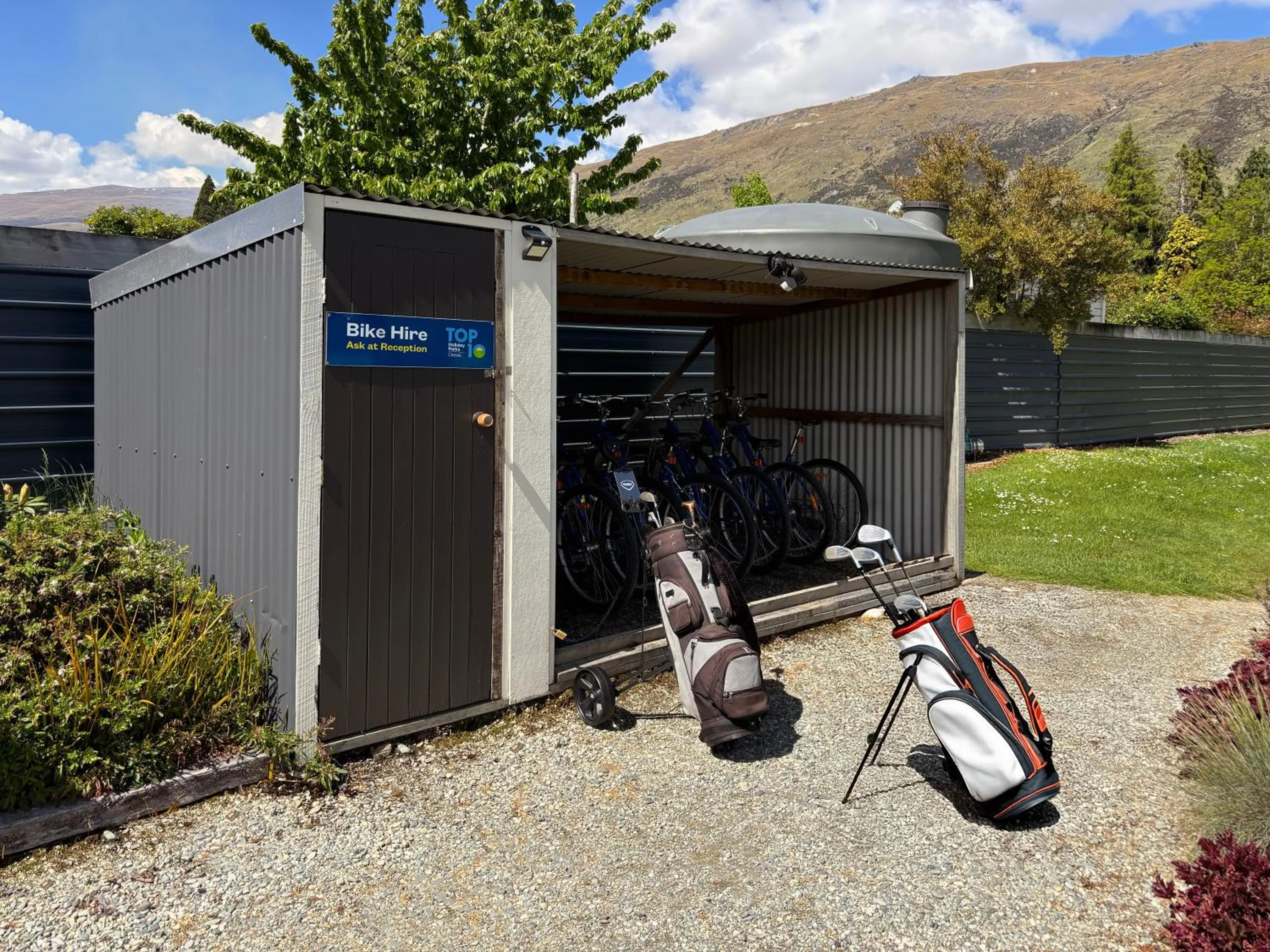 Day in Kingston TOP 10 Holiday Park