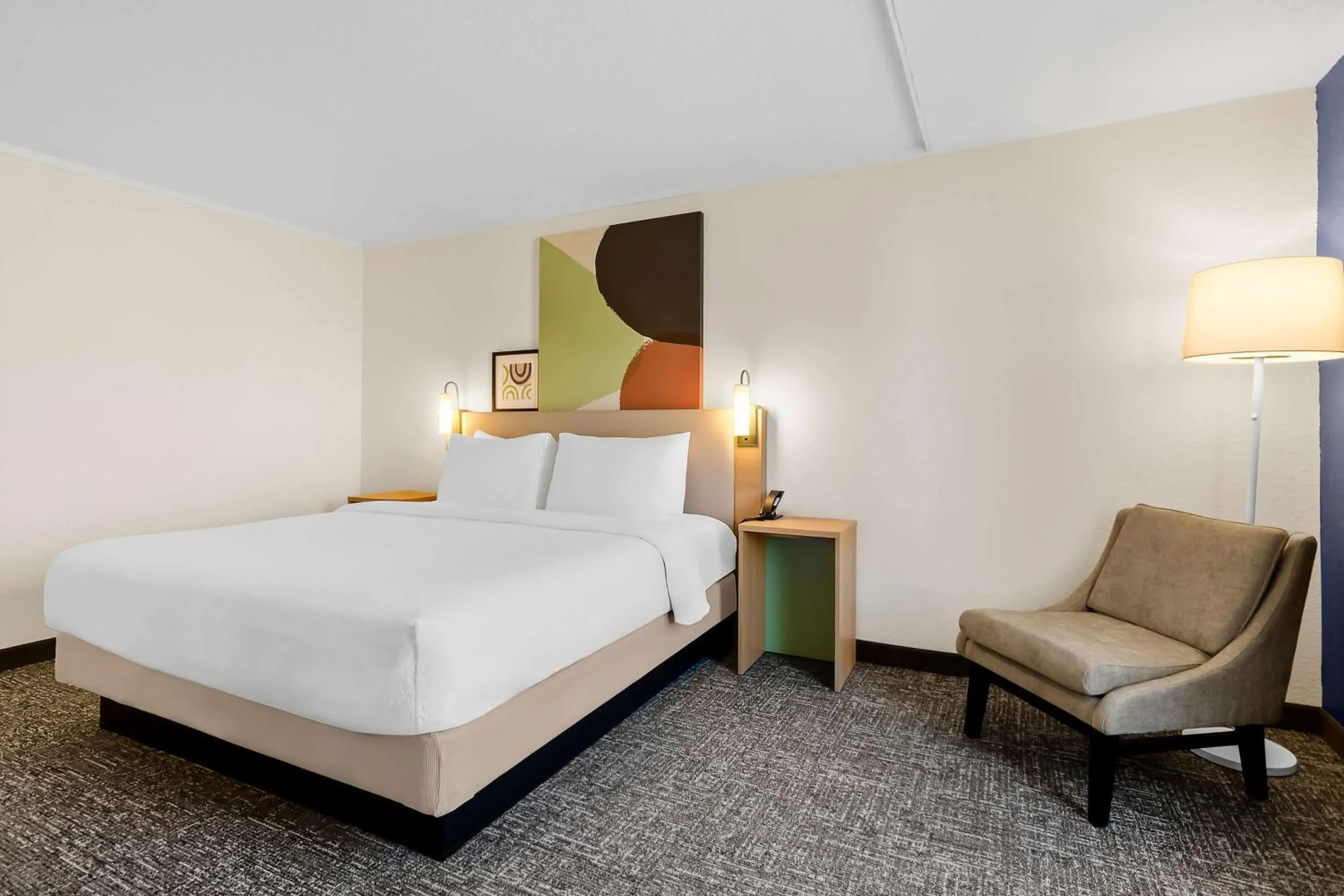 Bed in Spark by Hilton Daleville Roanoke North