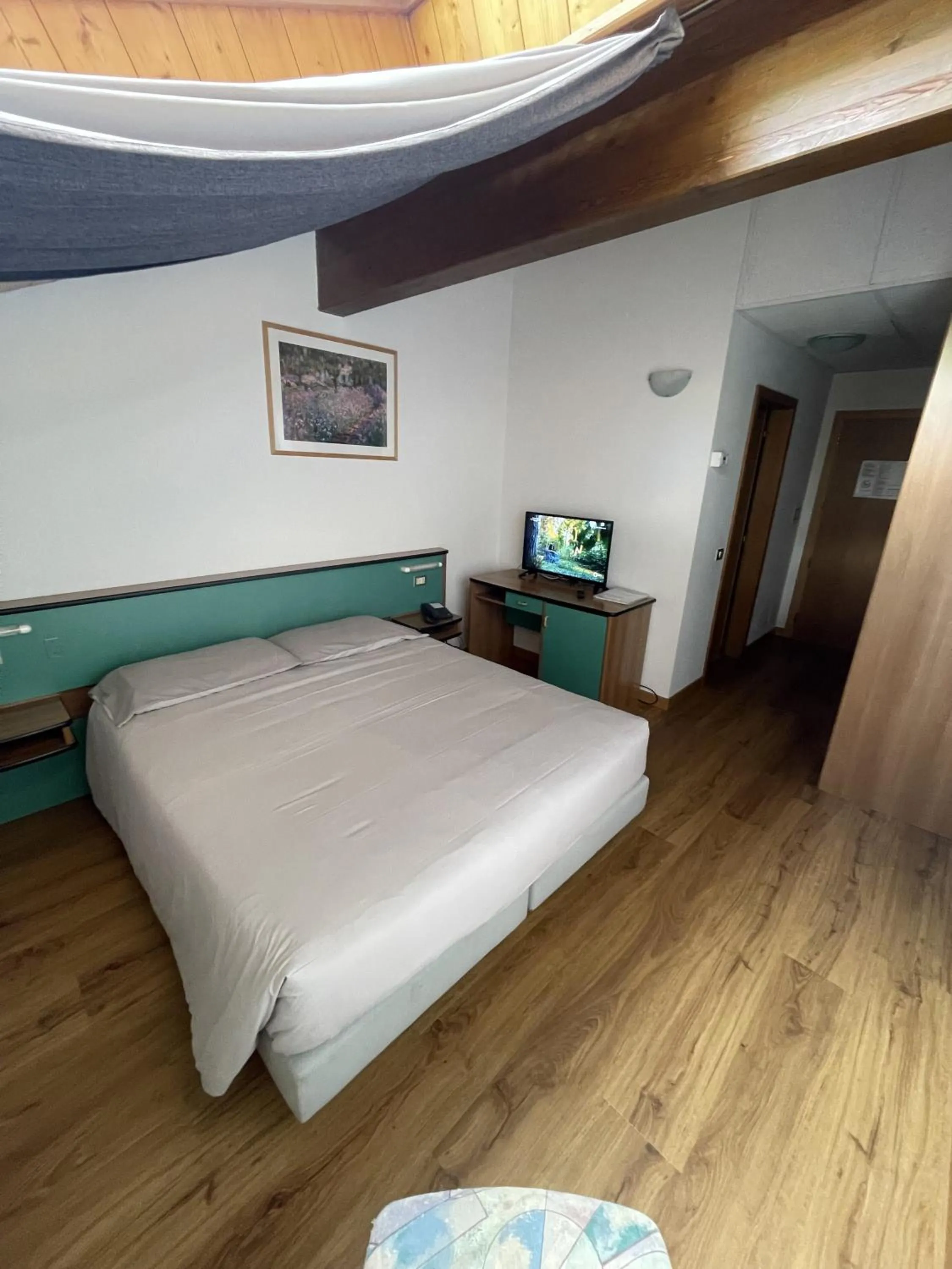 Bed in Hotel Bel Sit