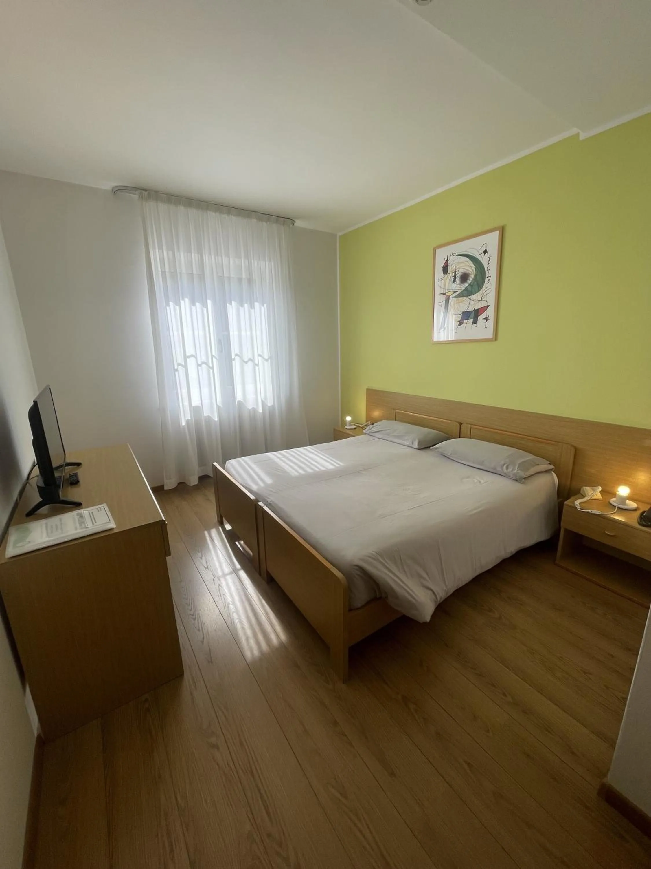 Bed in Hotel Bel Sit