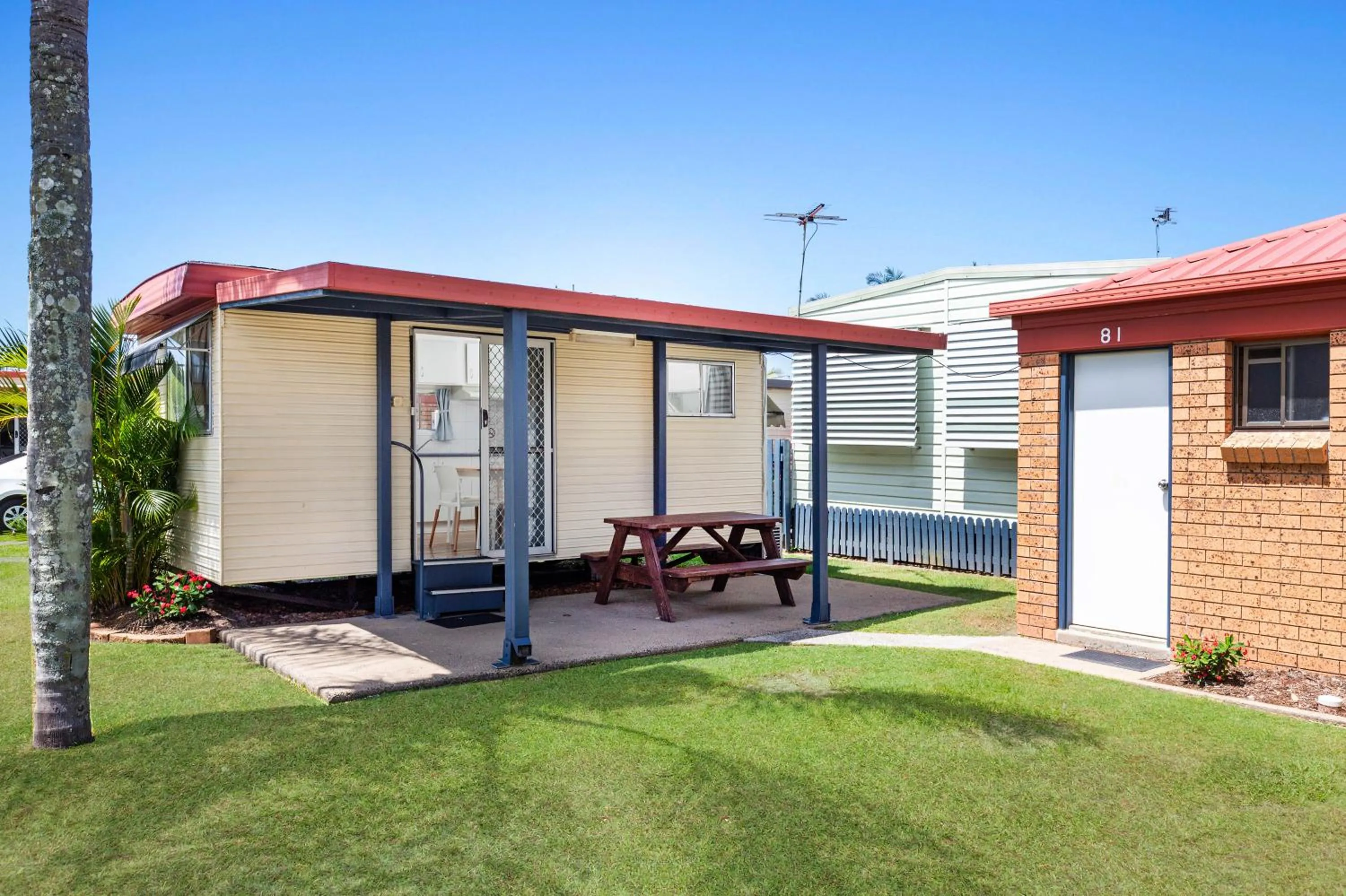 Property building in Pyramid Holiday Park