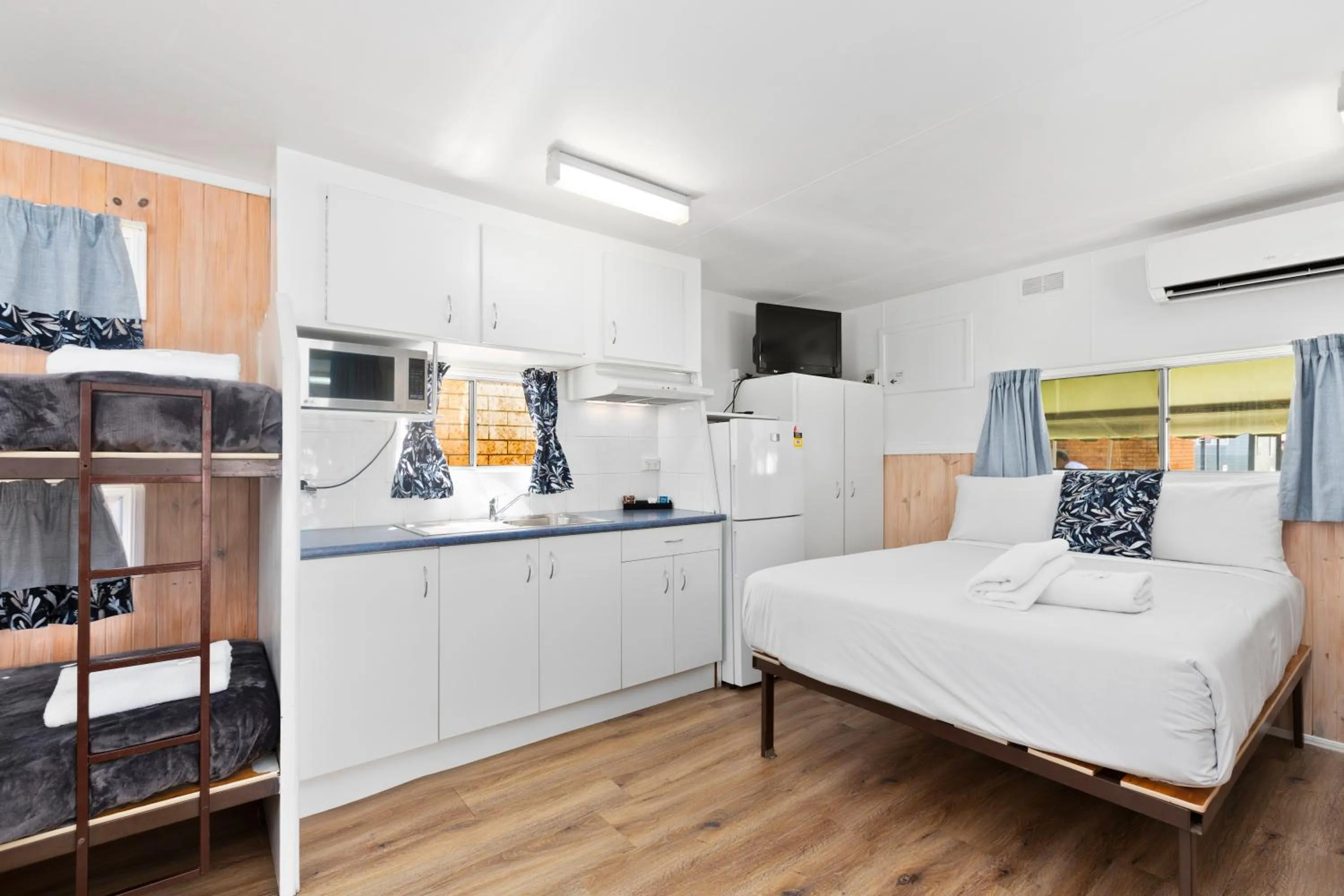 Bed in Pyramid Holiday Park