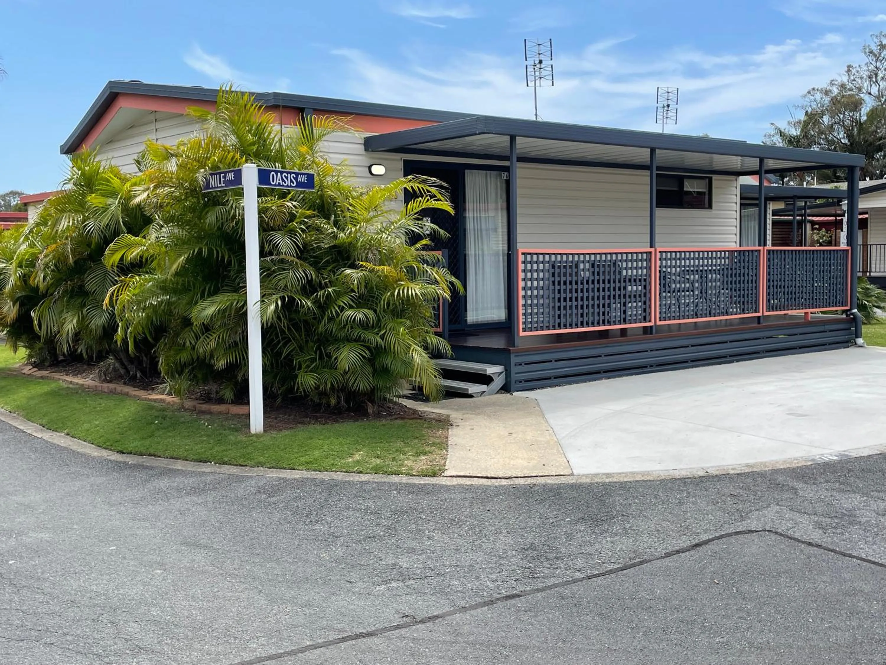 Property building in Pyramid Holiday Park