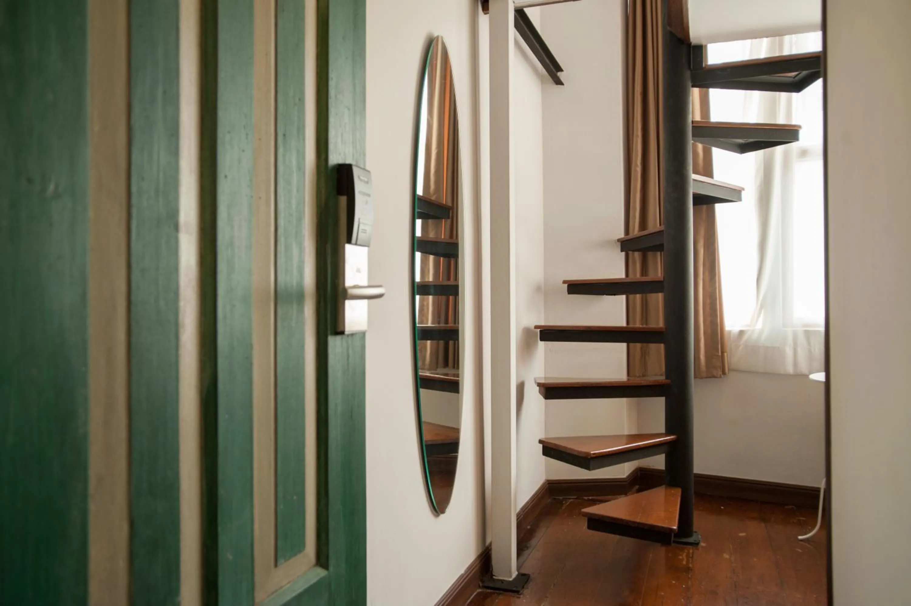 Decorative detail in Chetuphon Gate