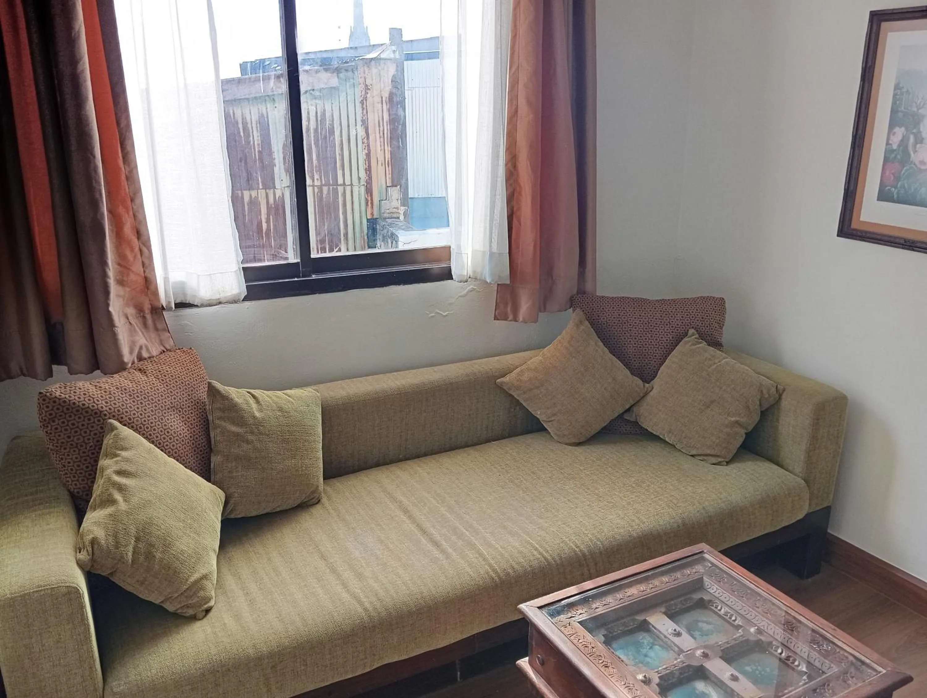 Living room in Chetuphon Gate