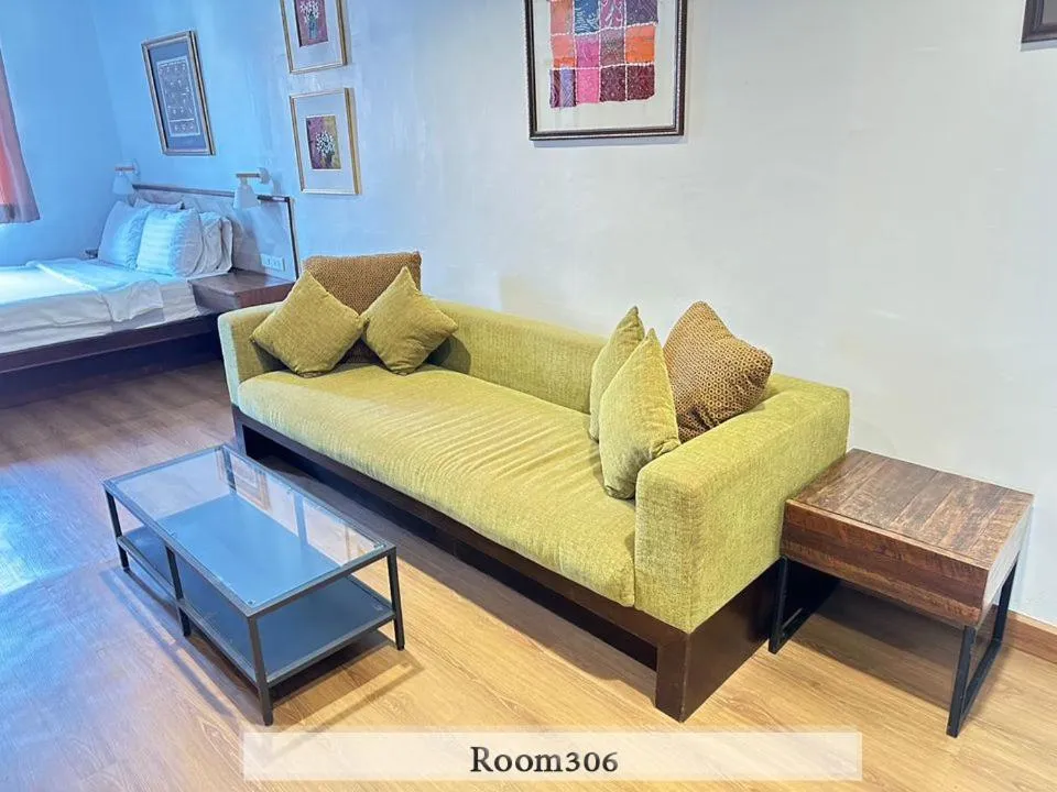 Bed in Chetuphon Gate