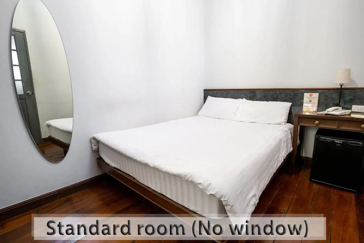 Bedroom, Bed in Chetuphon Gate