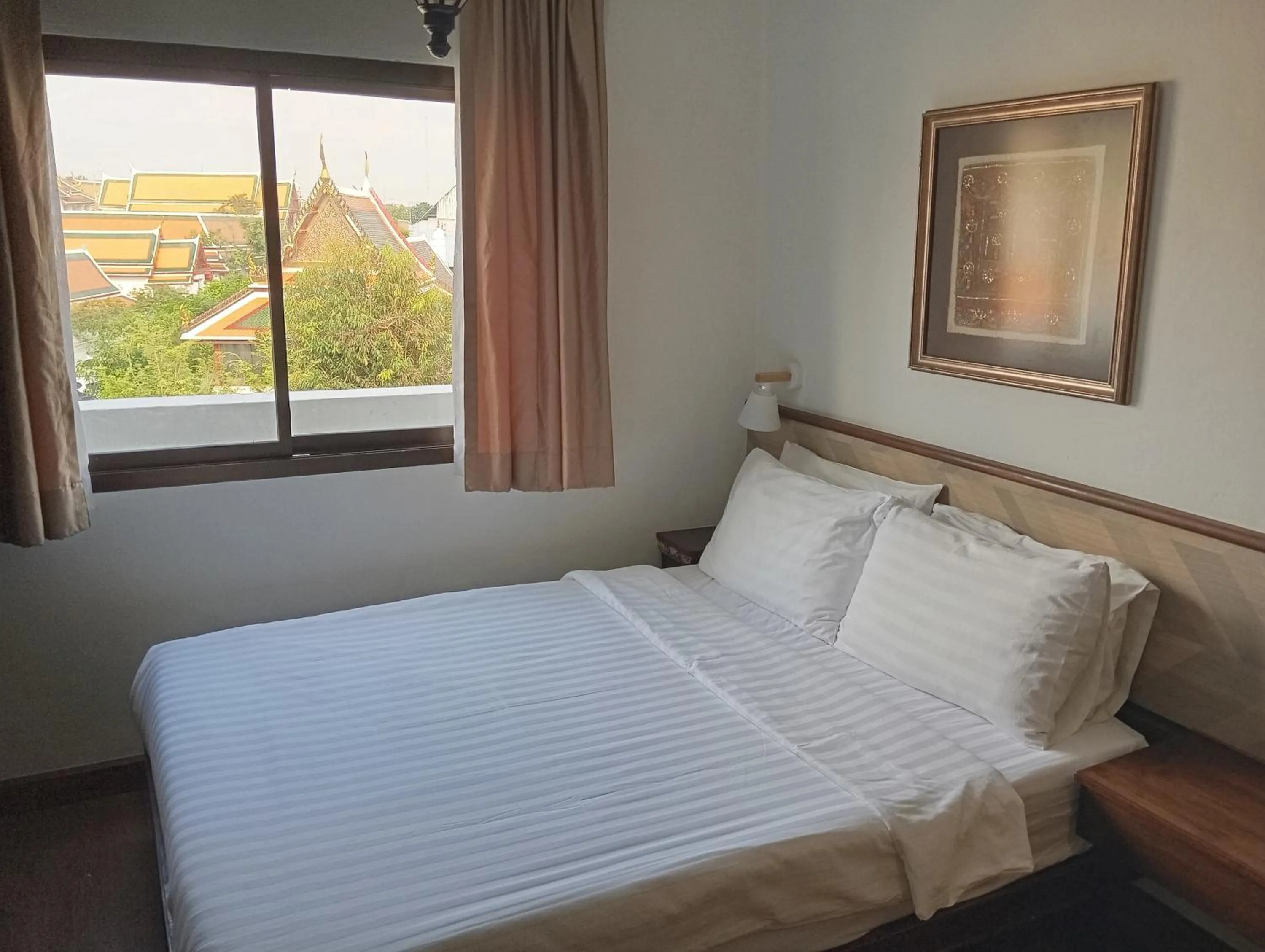 Bedroom, Bed in Chetuphon Gate