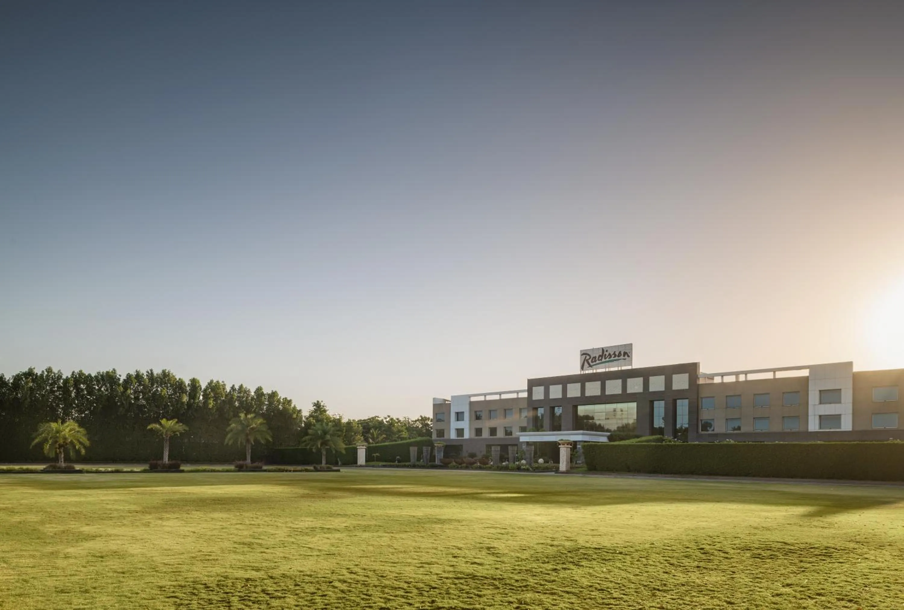 Facade/entrance in Radisson Resort & Spa Kandla