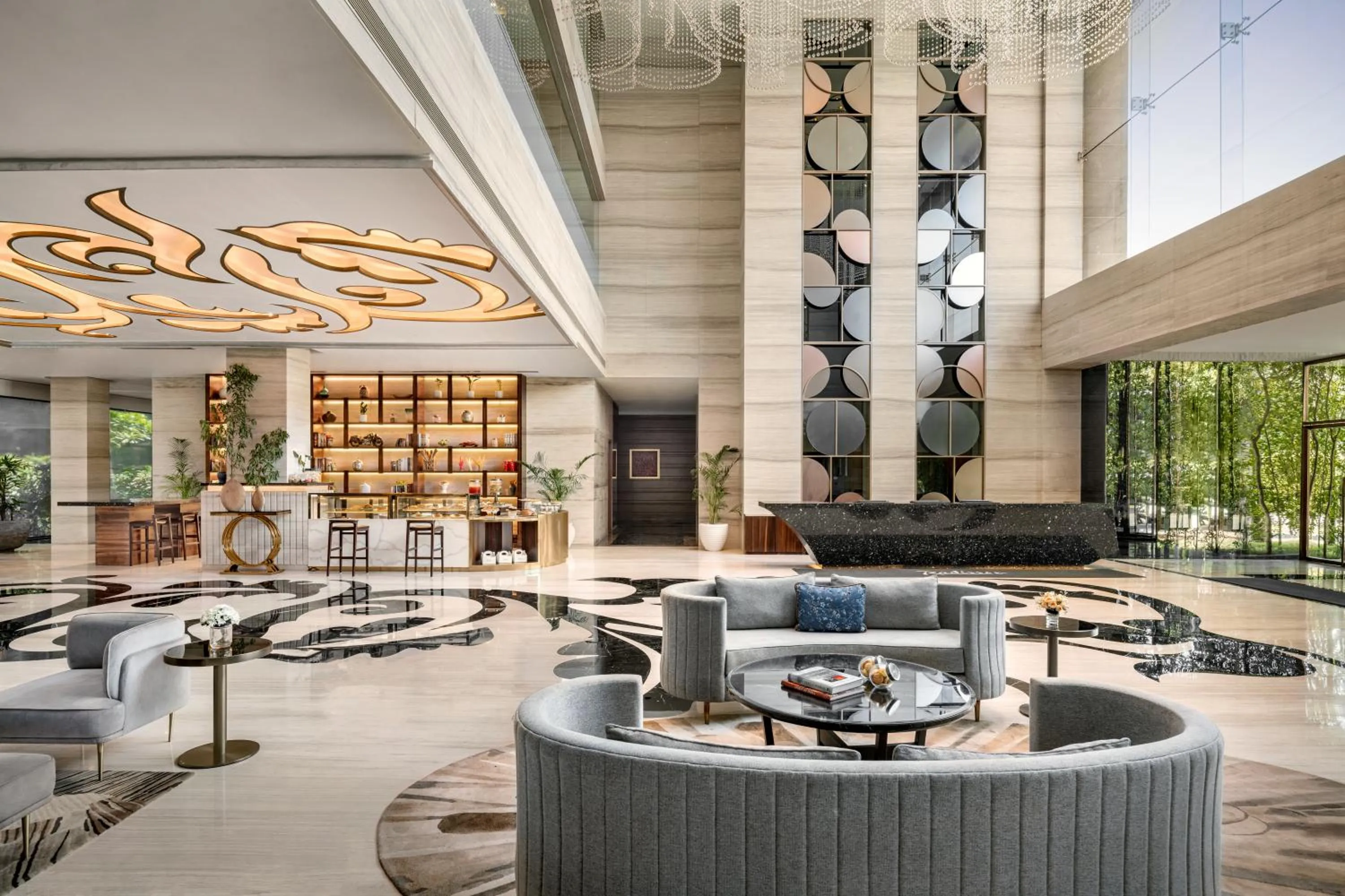 Lobby or reception in Radisson Resort & Spa Kandla