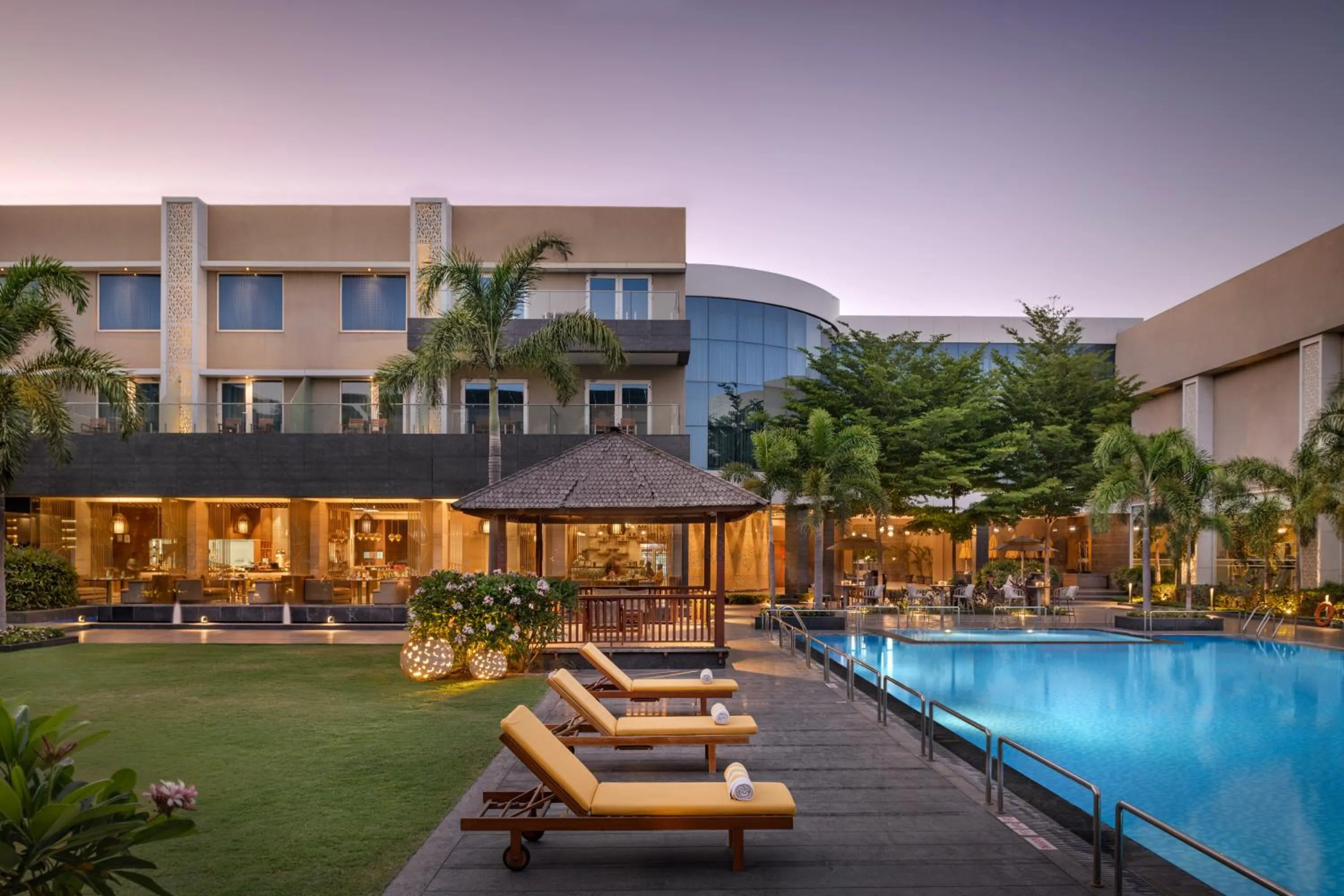 Swimming pool in Radisson Resort & Spa Kandla