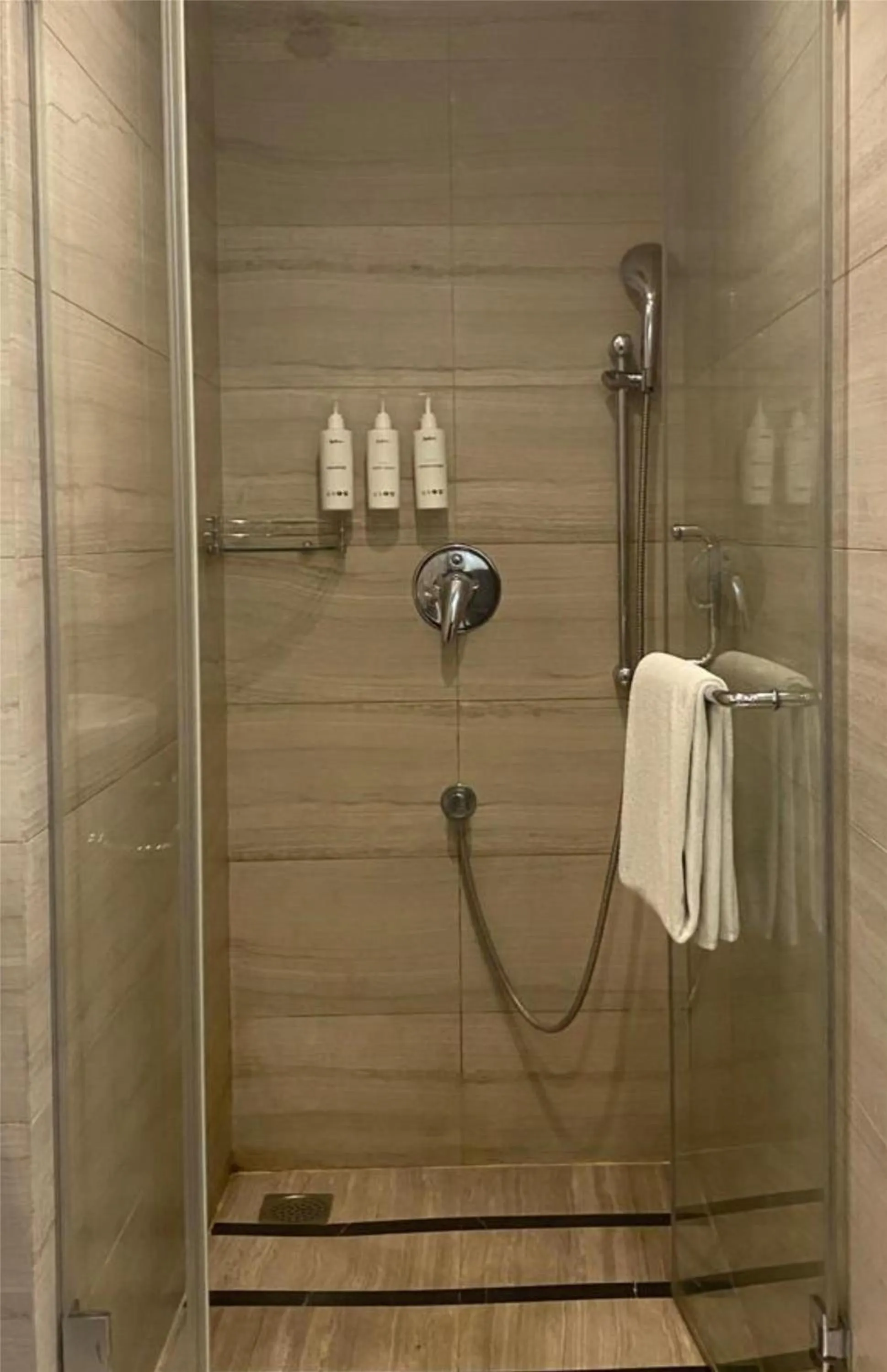 Bathroom in Radisson Resort & Spa Kandla