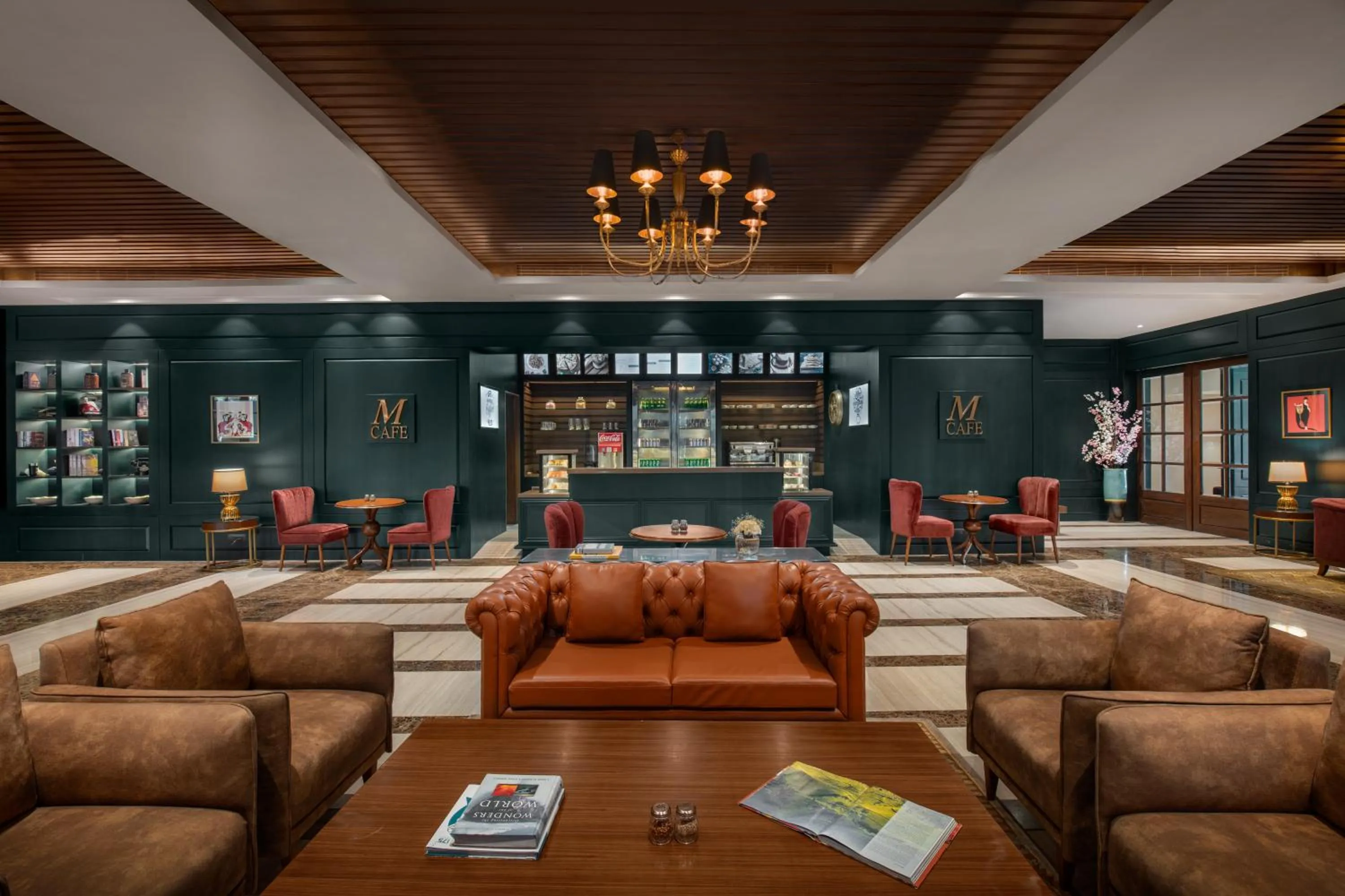 Restaurant/places to eat in Radisson Resort & Spa Kandla