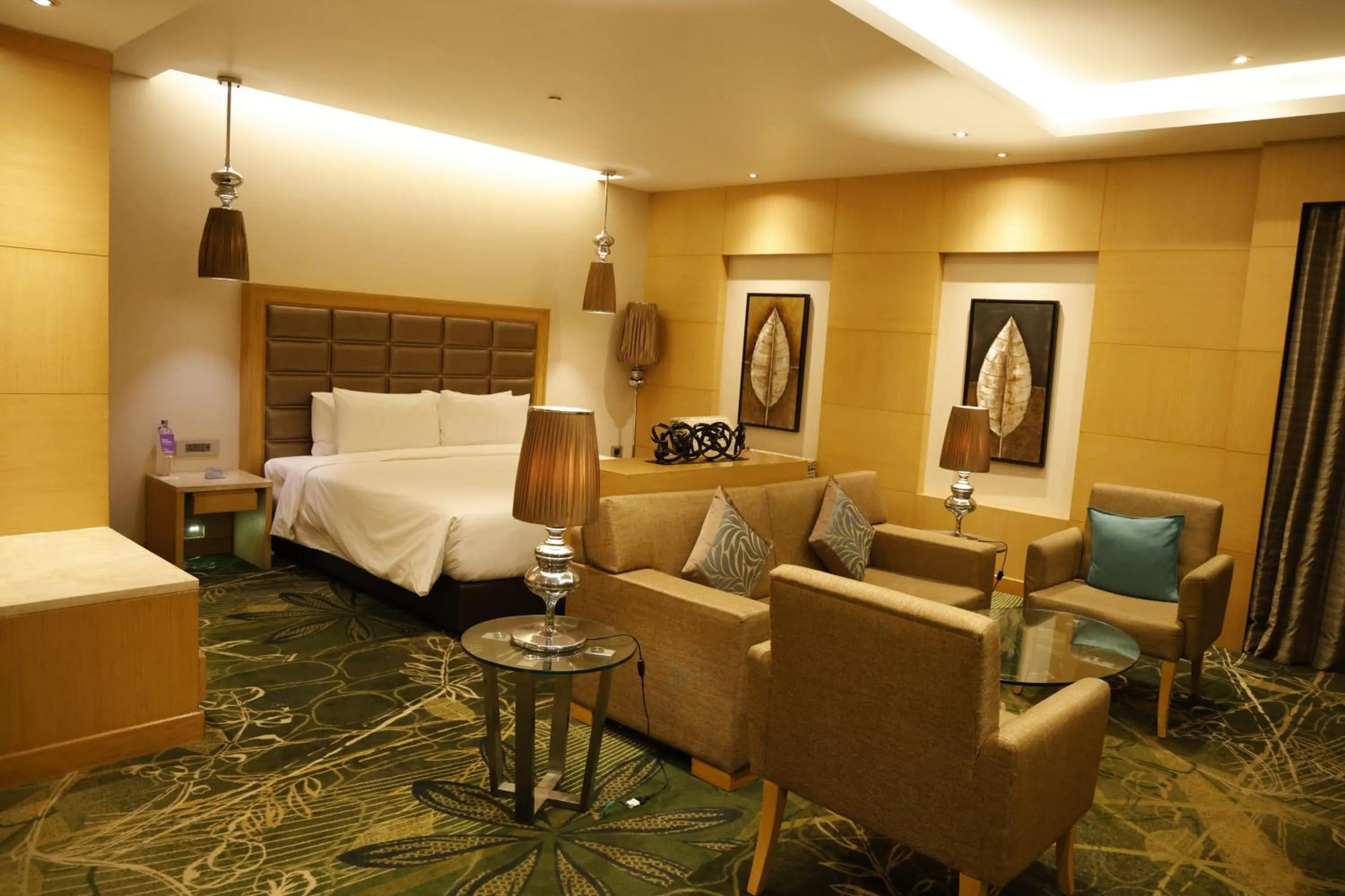 Bed in Radisson Resort & Spa Kandla