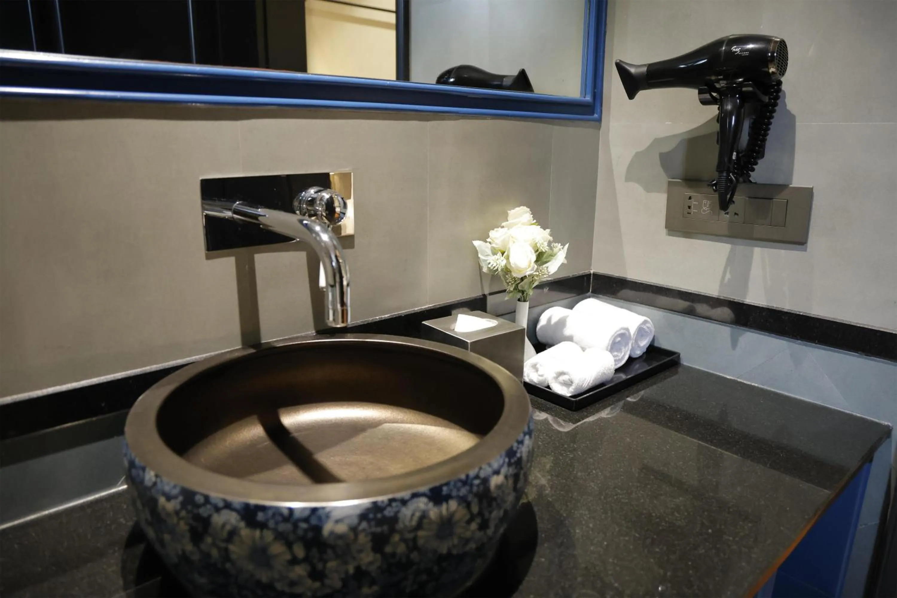 Bathroom in Radisson Resort & Spa Kandla