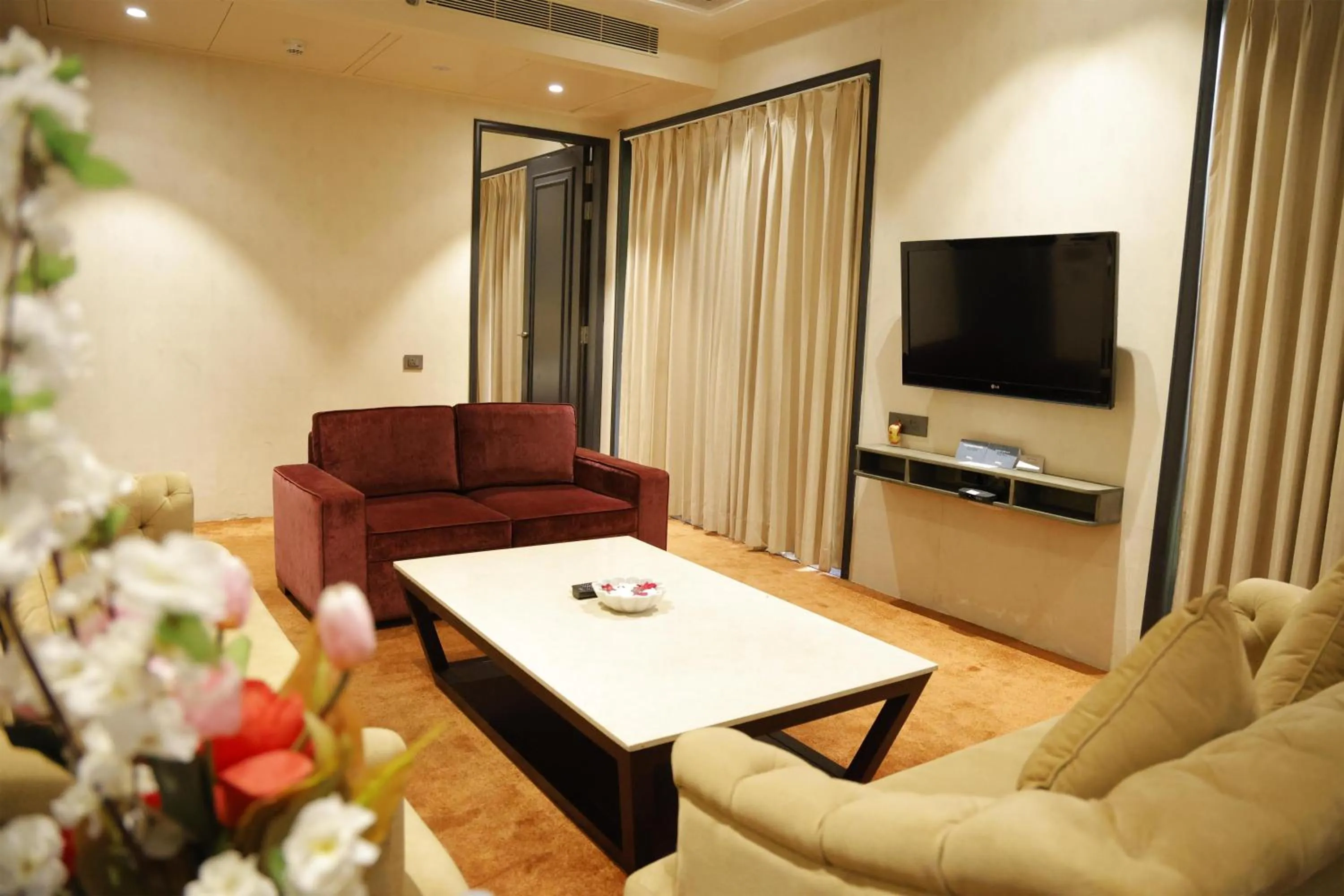 Photo of the whole room in Radisson Resort & Spa Kandla