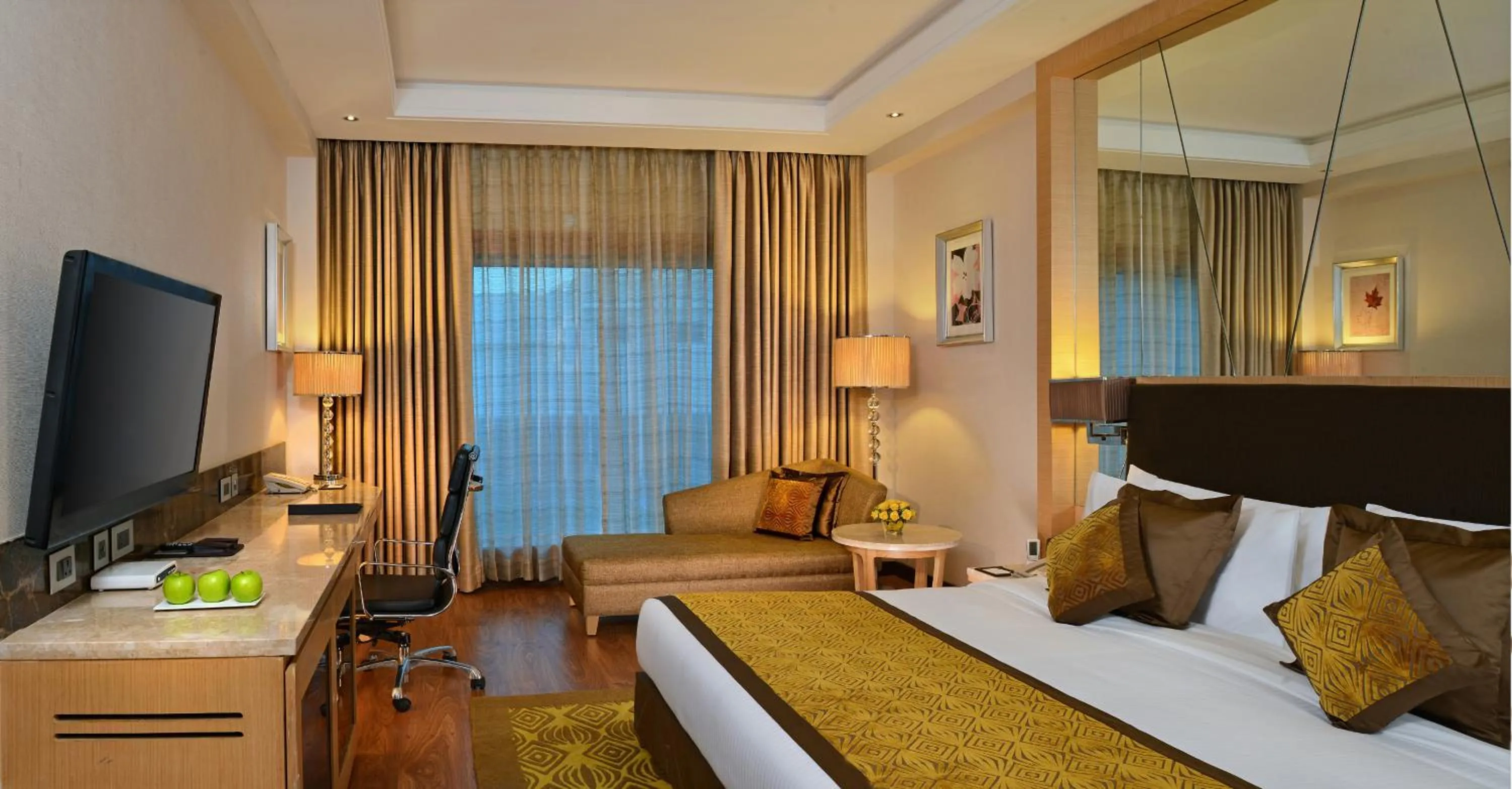 Property building, Bed in Radisson Resort & Spa Kandla