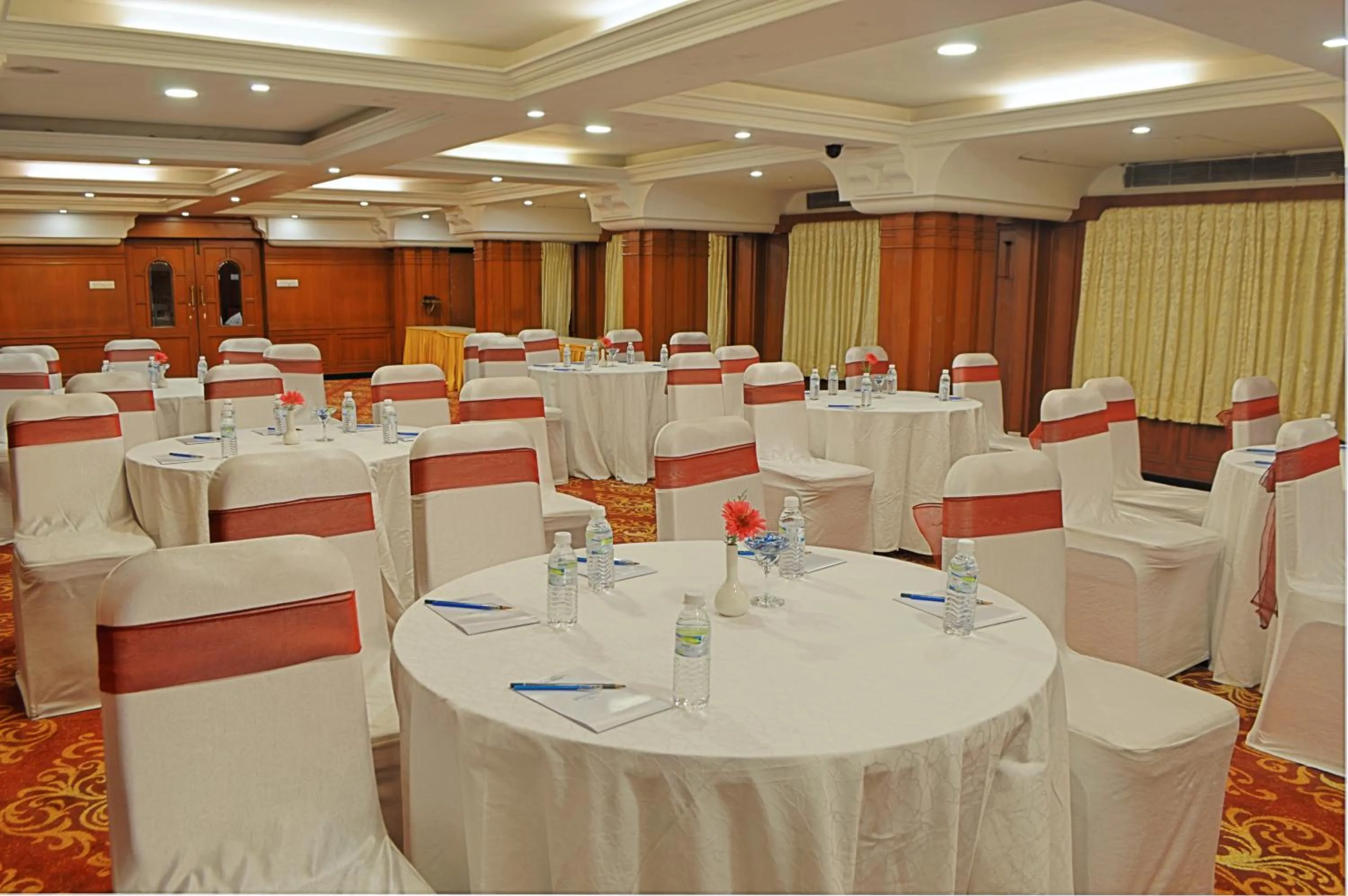 Banquet/Function facilities in Hotel Gokulam Park