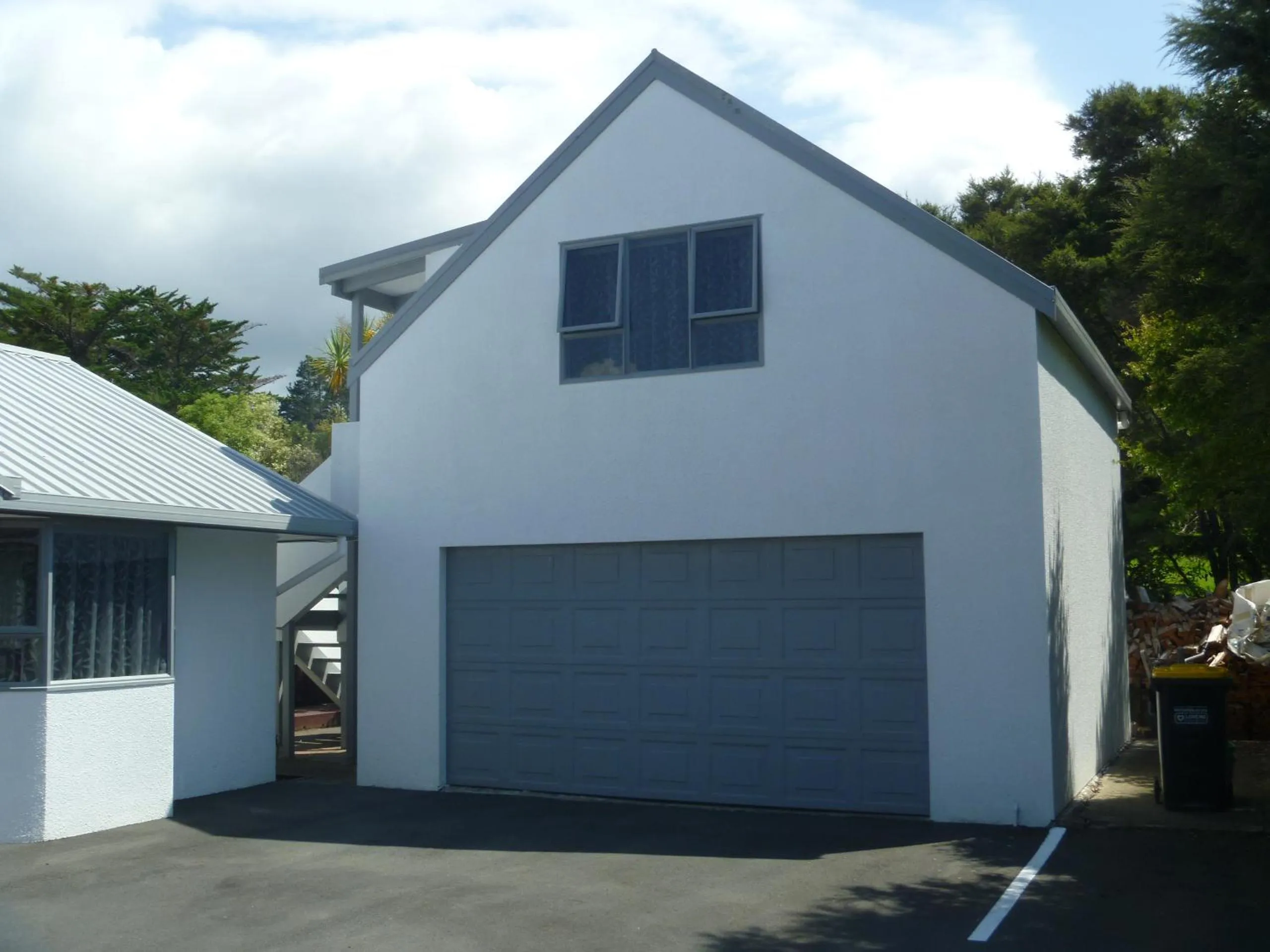 Property building in At Parkland Place B&B