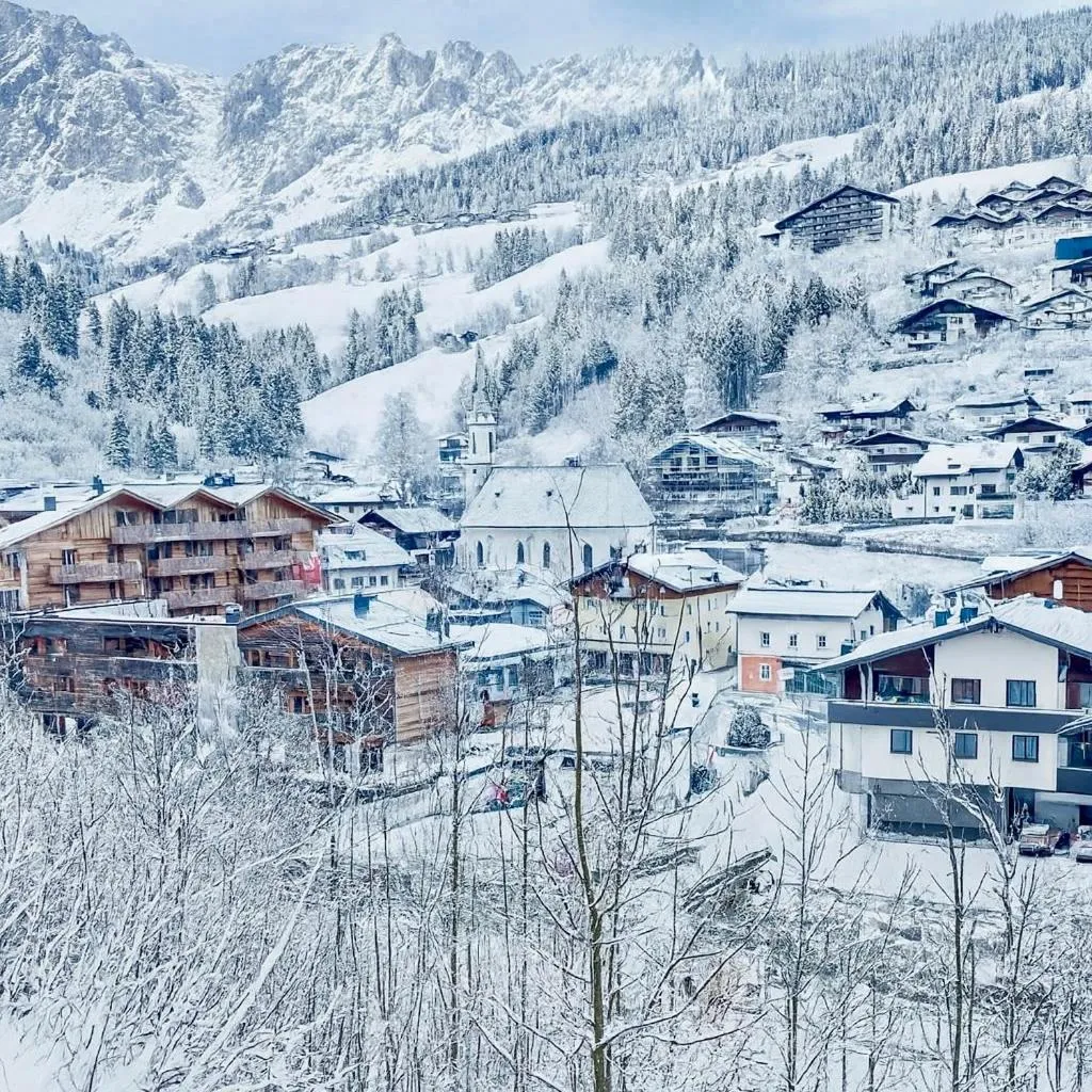 Property building in Aparthotel Bergtraum