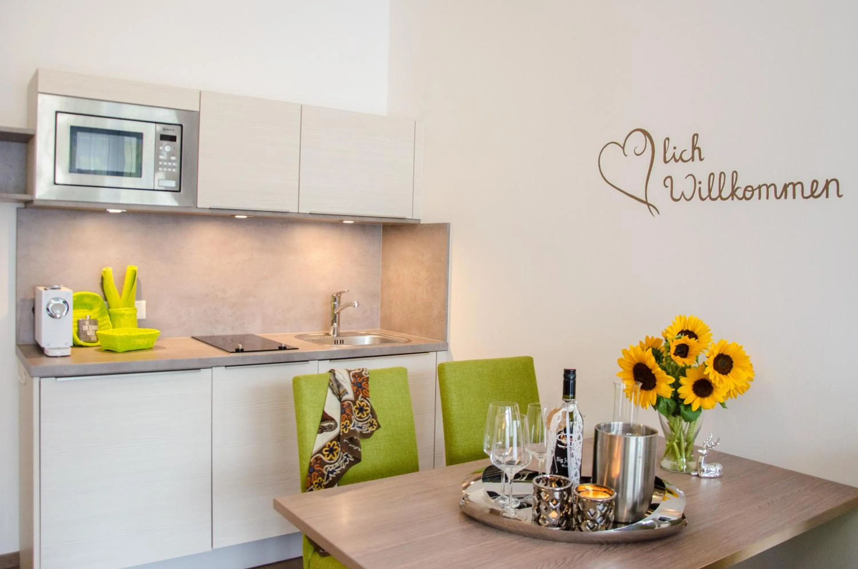 Dining area in Aparthotel Bergtraum