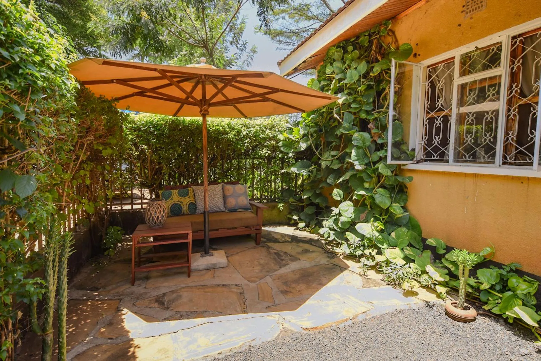 Patio in Utamaduni House B&B