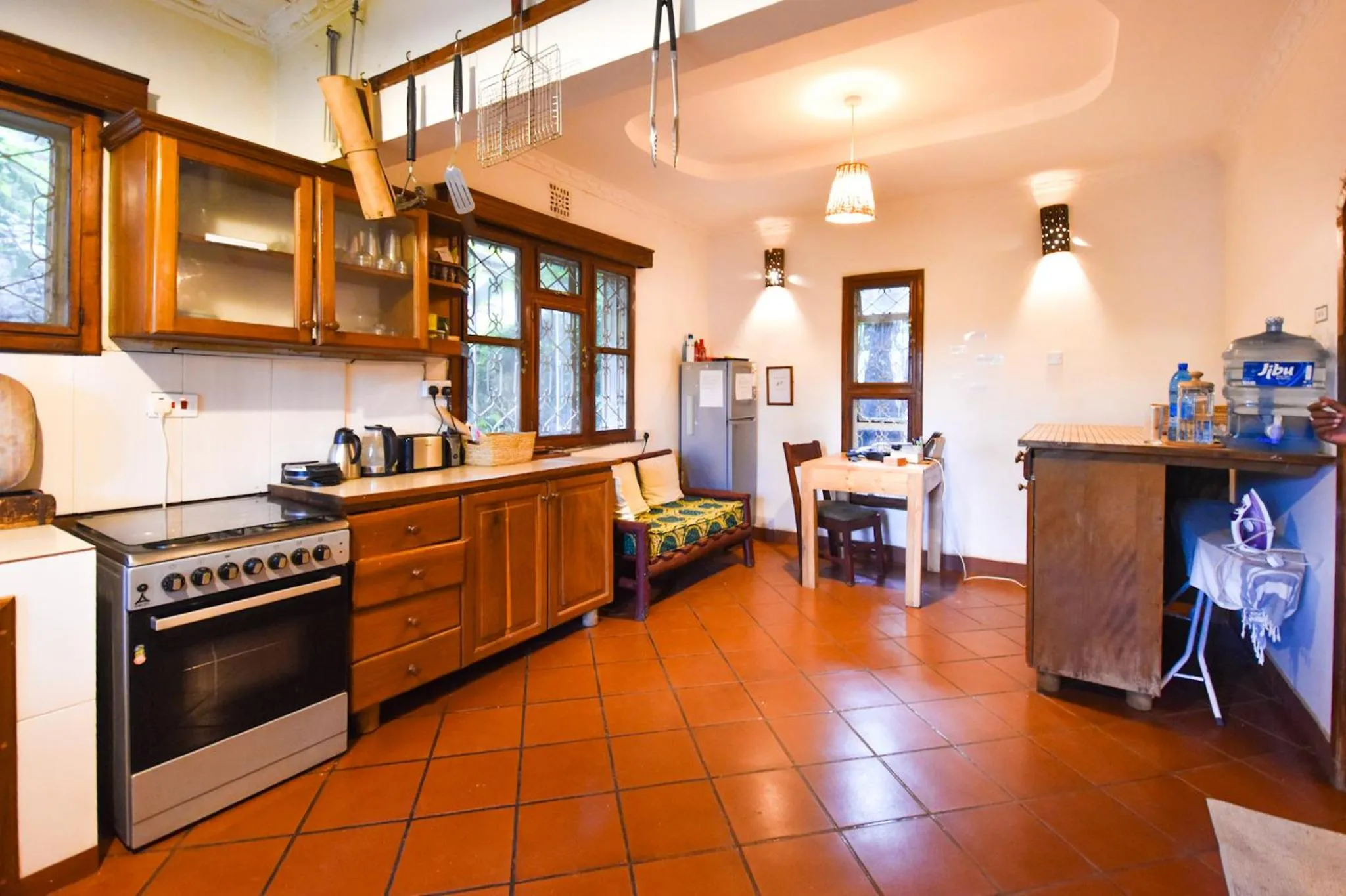 Kitchen or kitchenette in Utamaduni House B&B