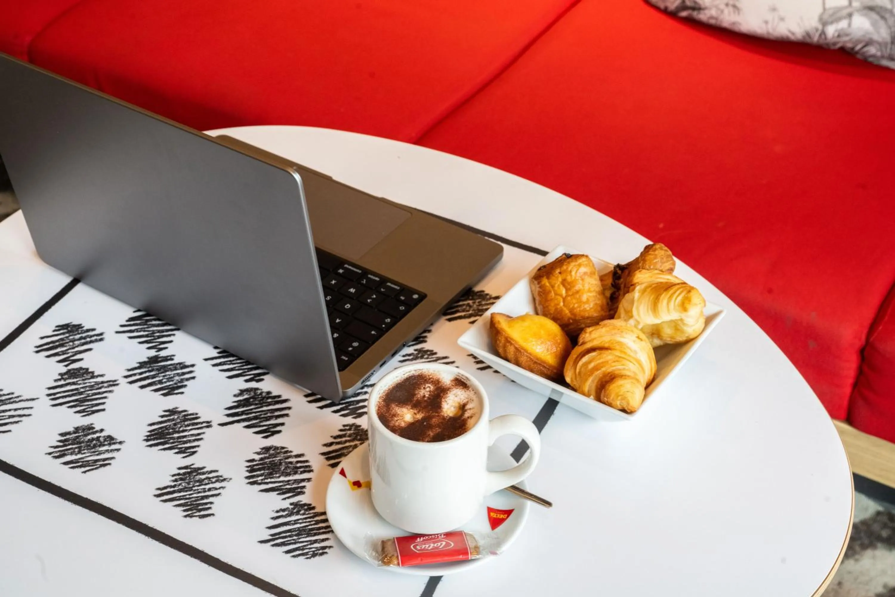 Lounge or bar in ibis Genève Centre Nations