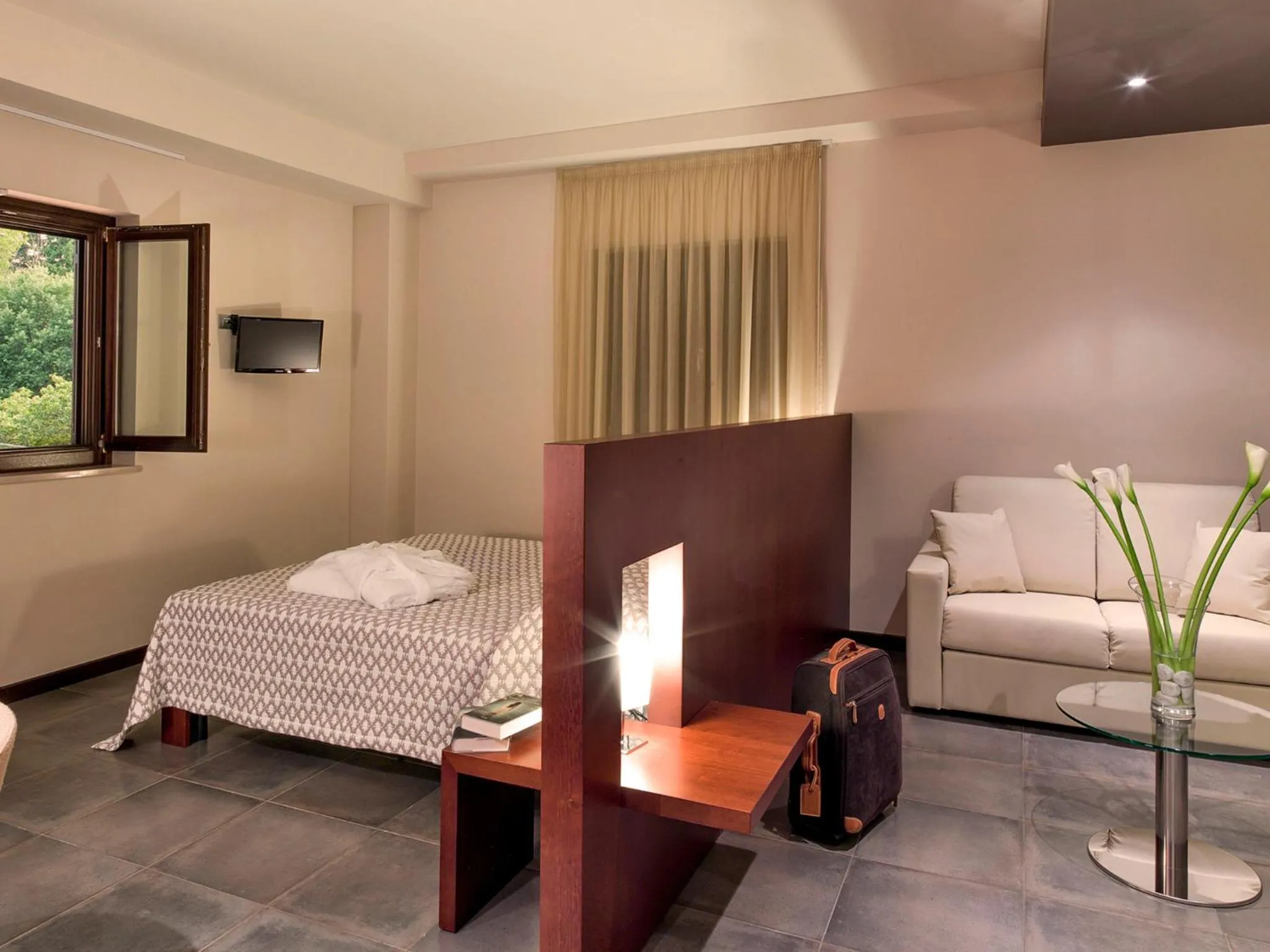 Photo of the whole room, Bed in Il Castagneto Hotel