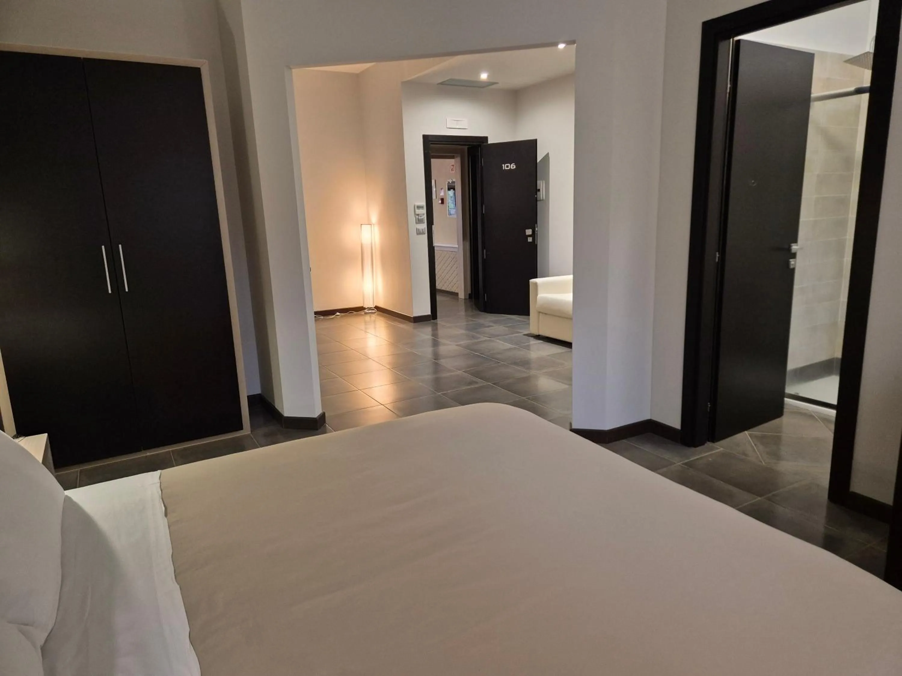 View (from property/room), Bed in Il Castagneto Hotel