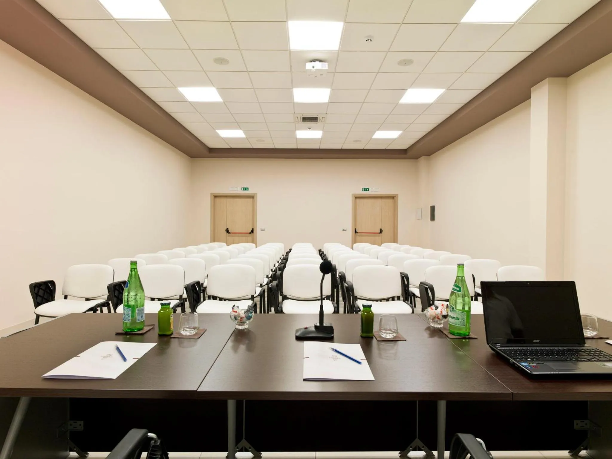 People in Il Castagneto Hotel