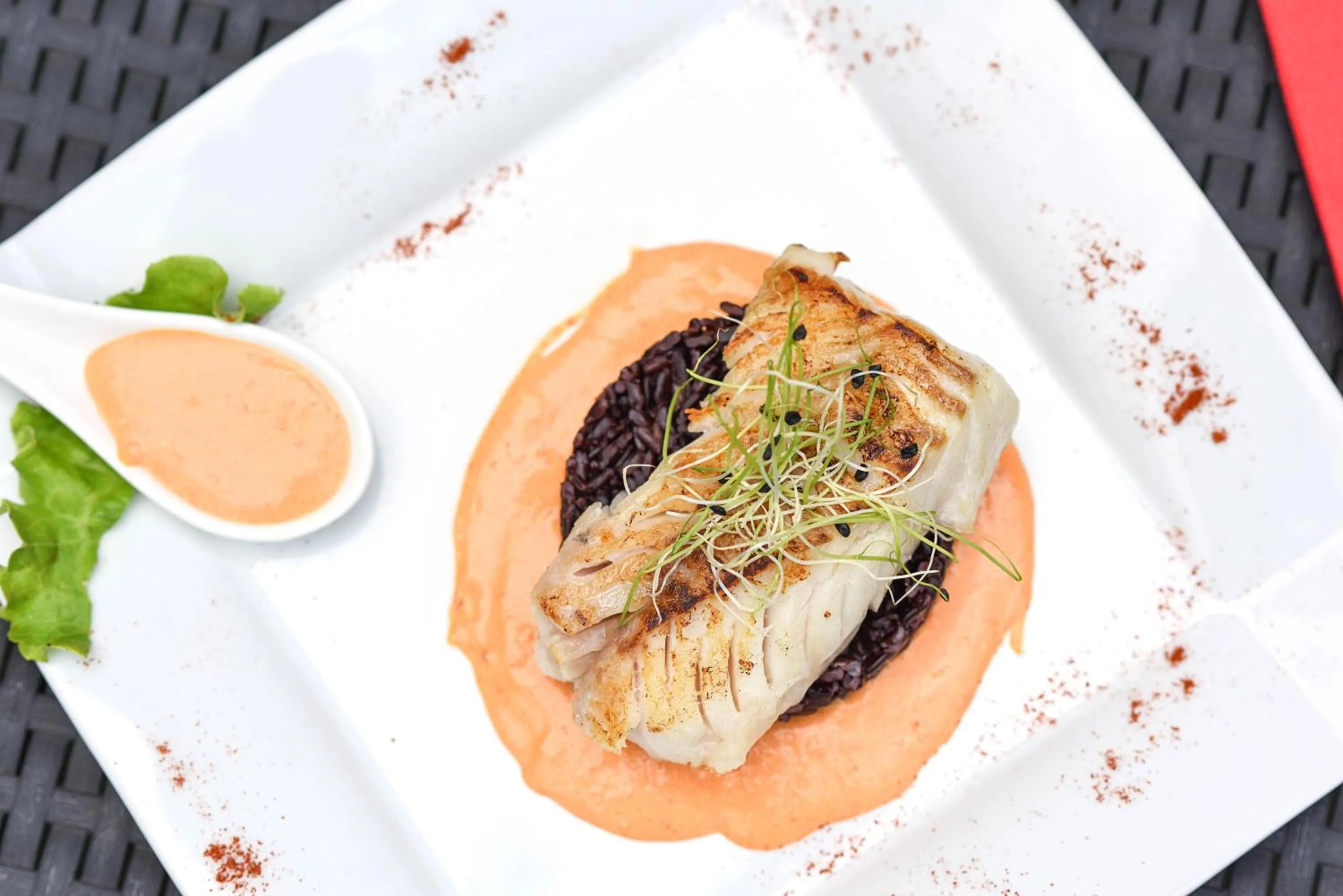 Restaurant/places to eat in Hôtel Auberge l'Estanquet