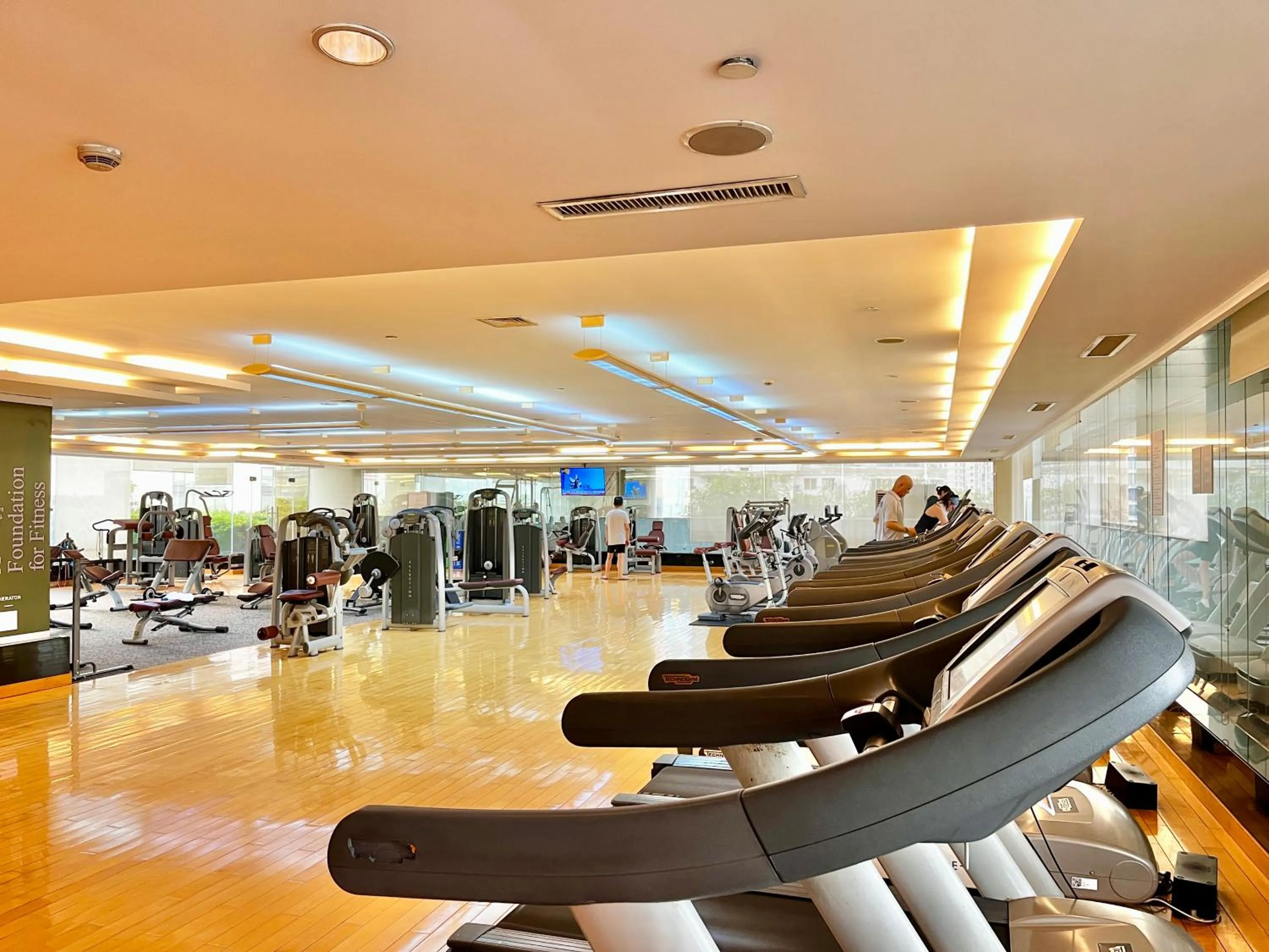 Fitness centre/facilities in Ningbo Portman Plaza Hotel