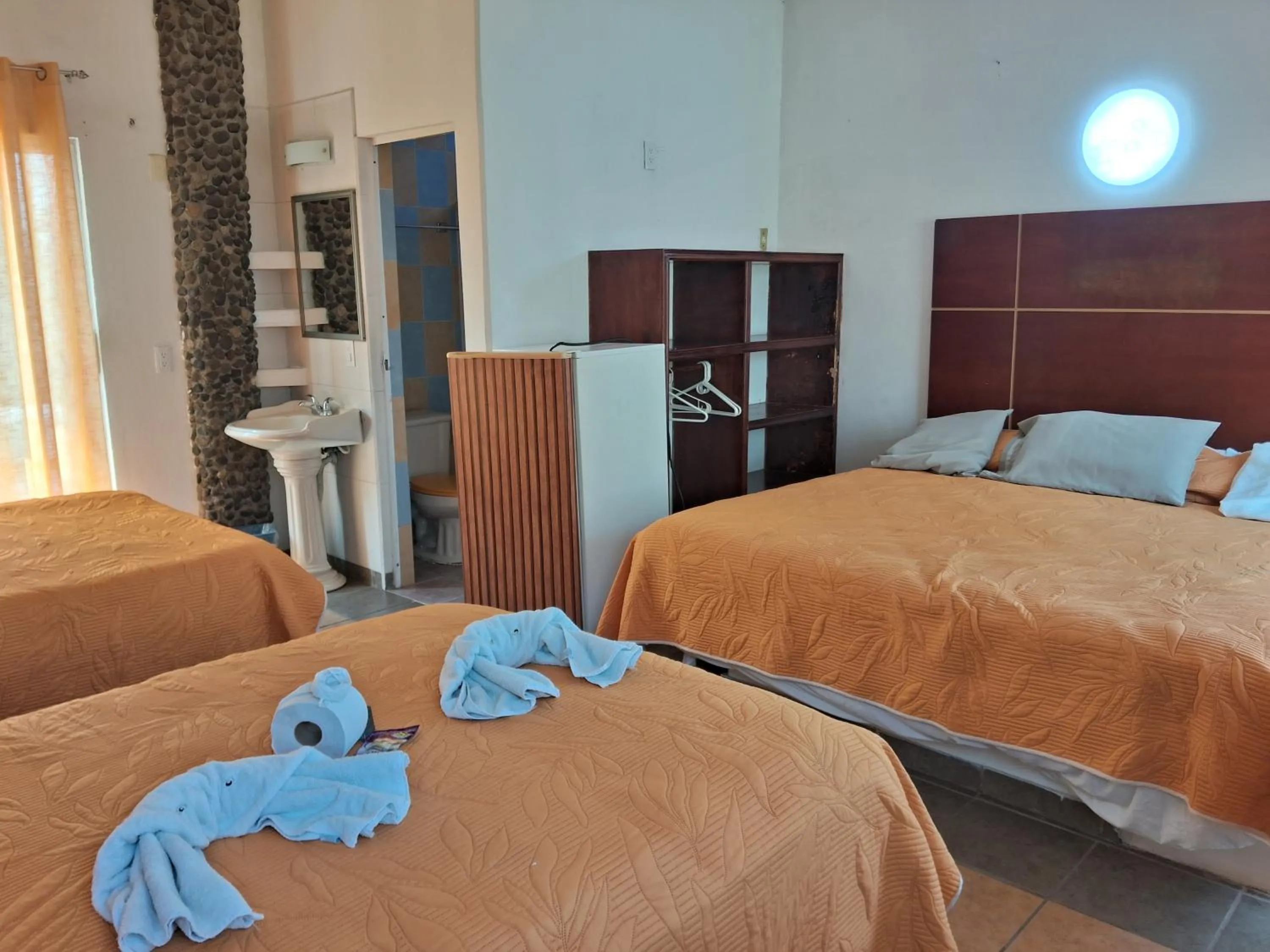 Bed in Hotel Villas del Rey