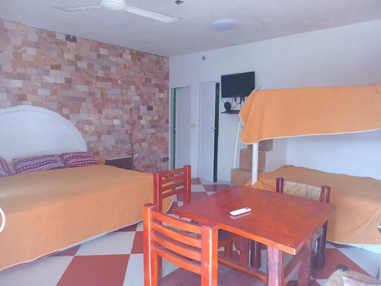 Bed in Hotel Villas del Rey