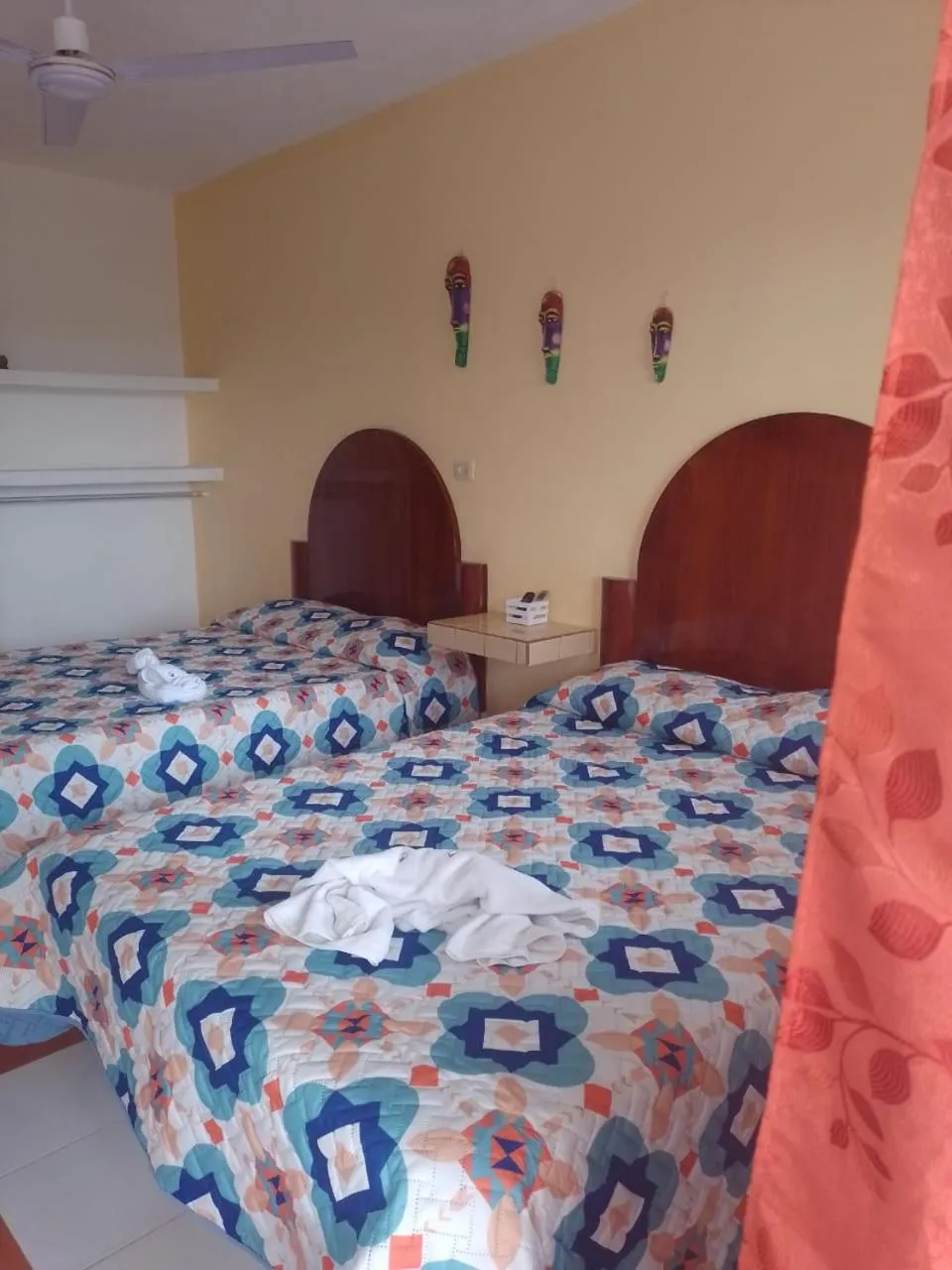 Bed in Hotel Villas del Rey