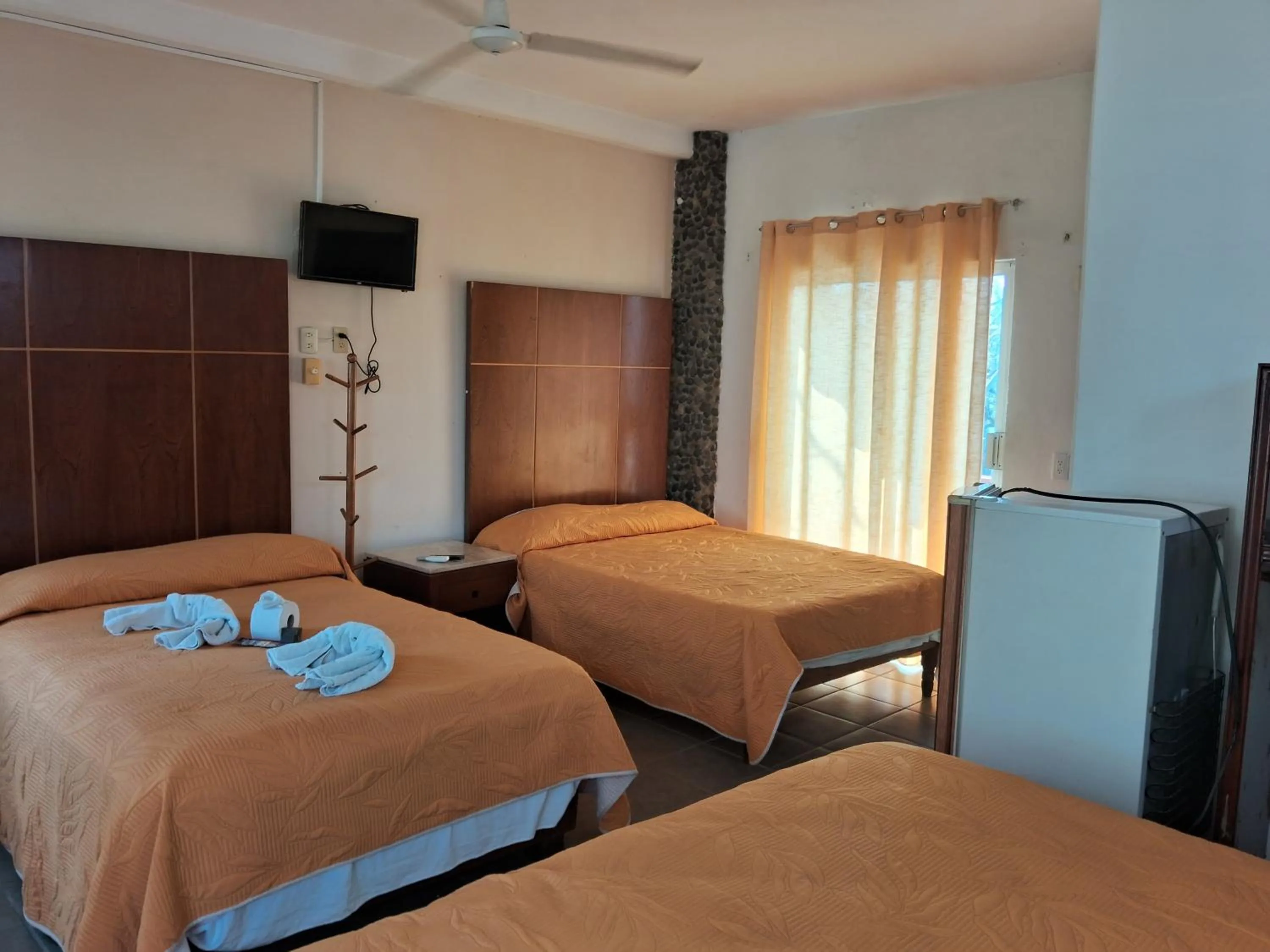 Bed in Hotel Villas del Rey