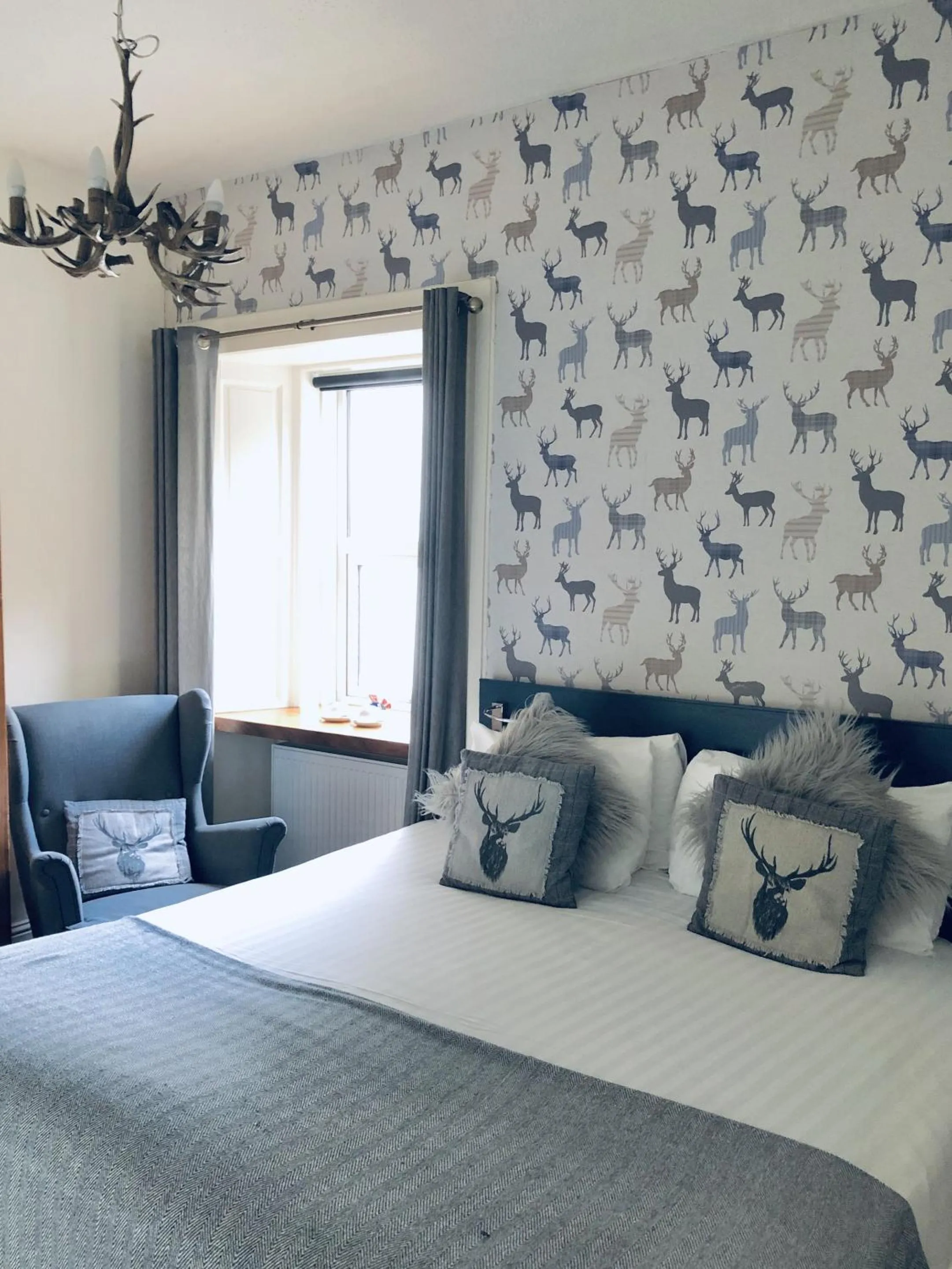 Bedroom, Bed in The Drymen Inn