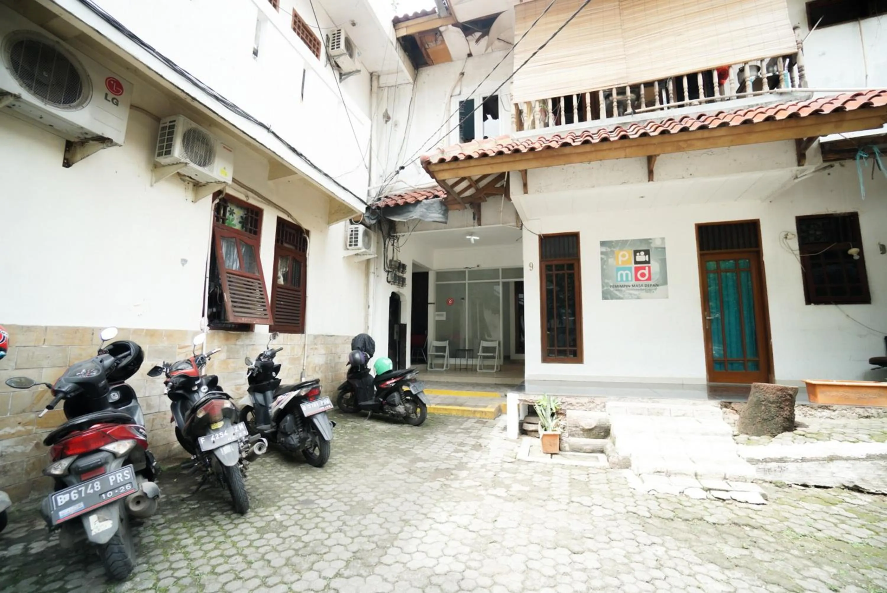 Property building in Griya Sawamah Syariah Mitra RedDoorz