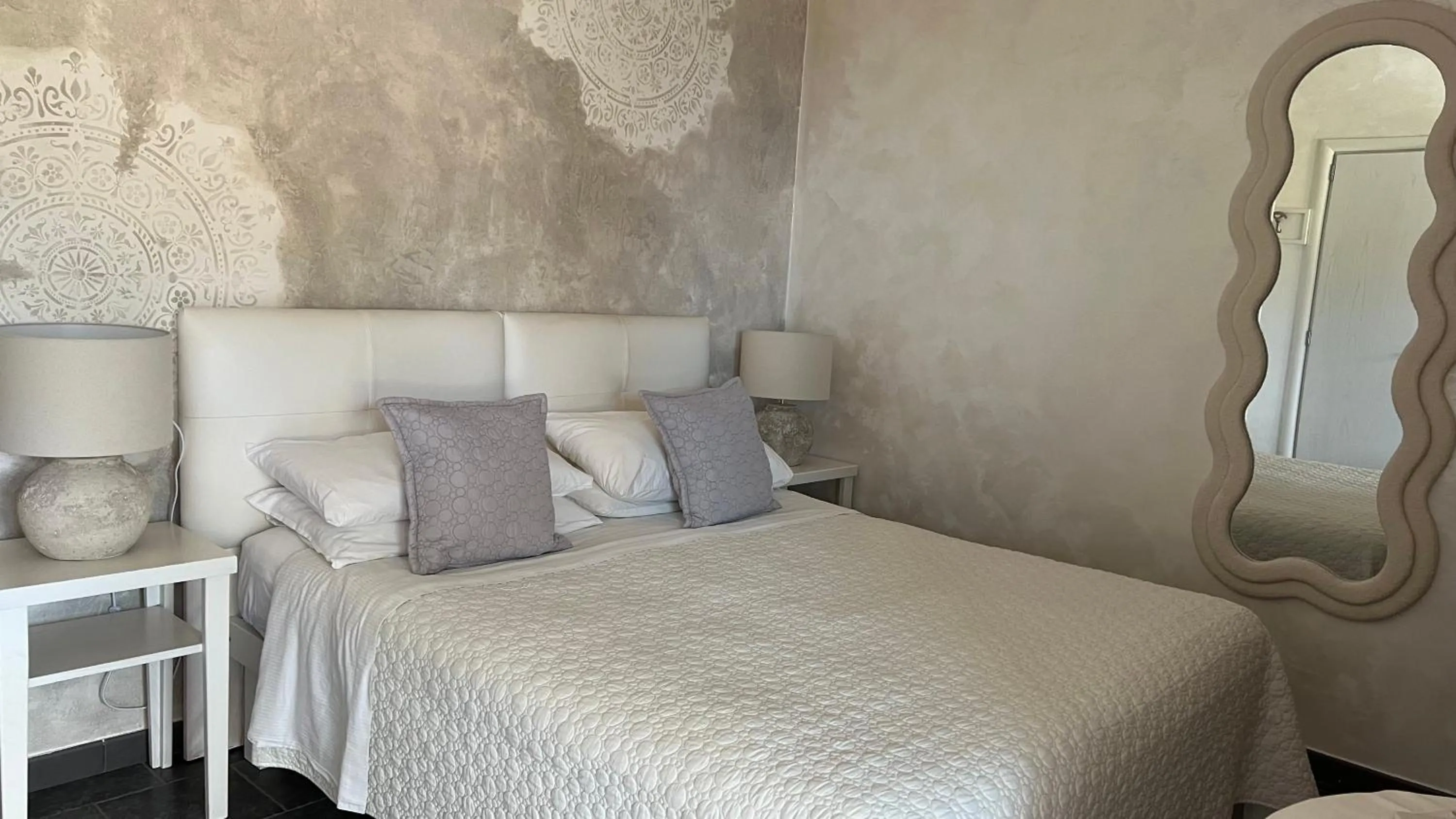 Bed in Borgo di Santa Barbara