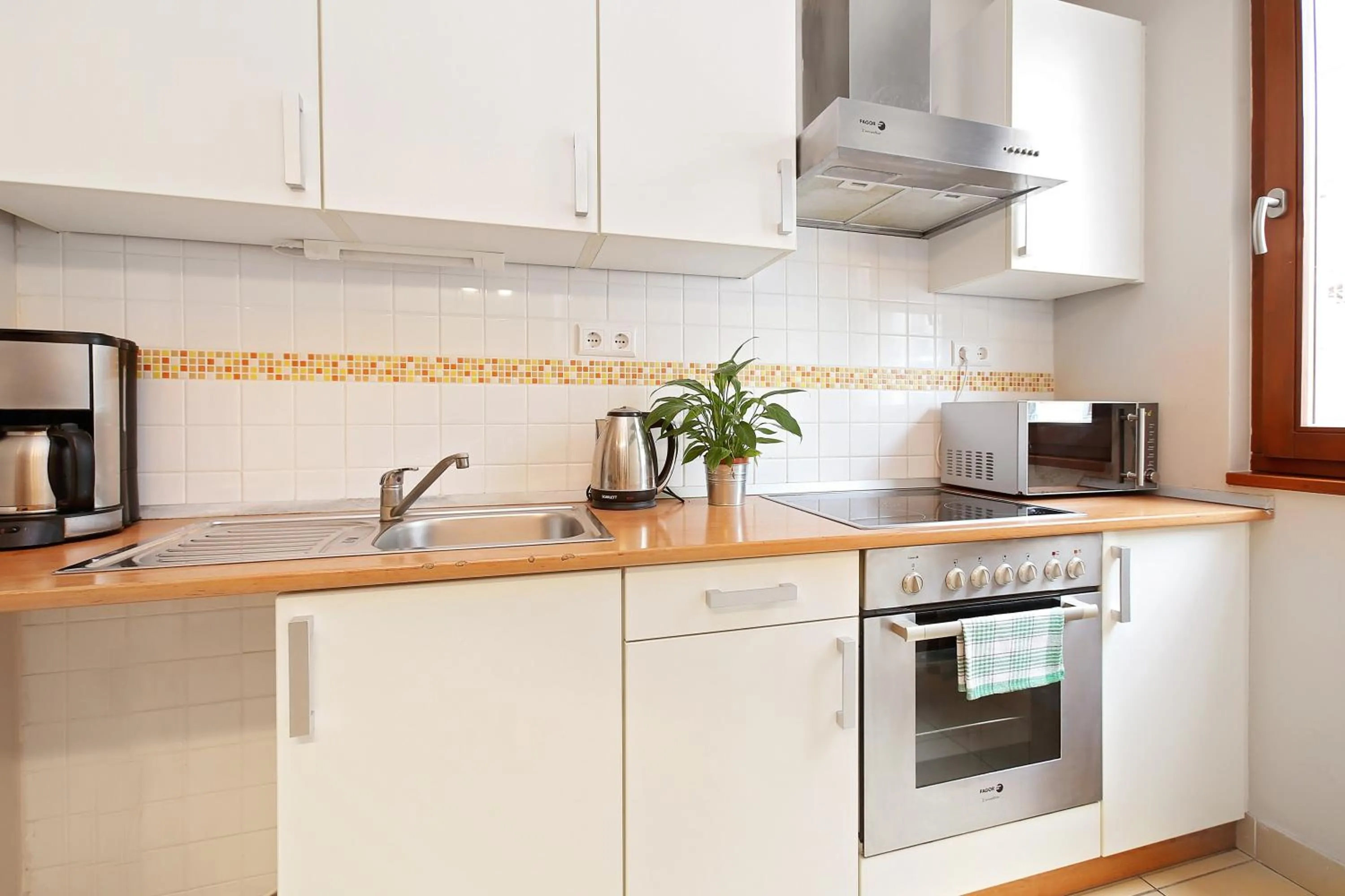 kitchen in Vagabond Downtown