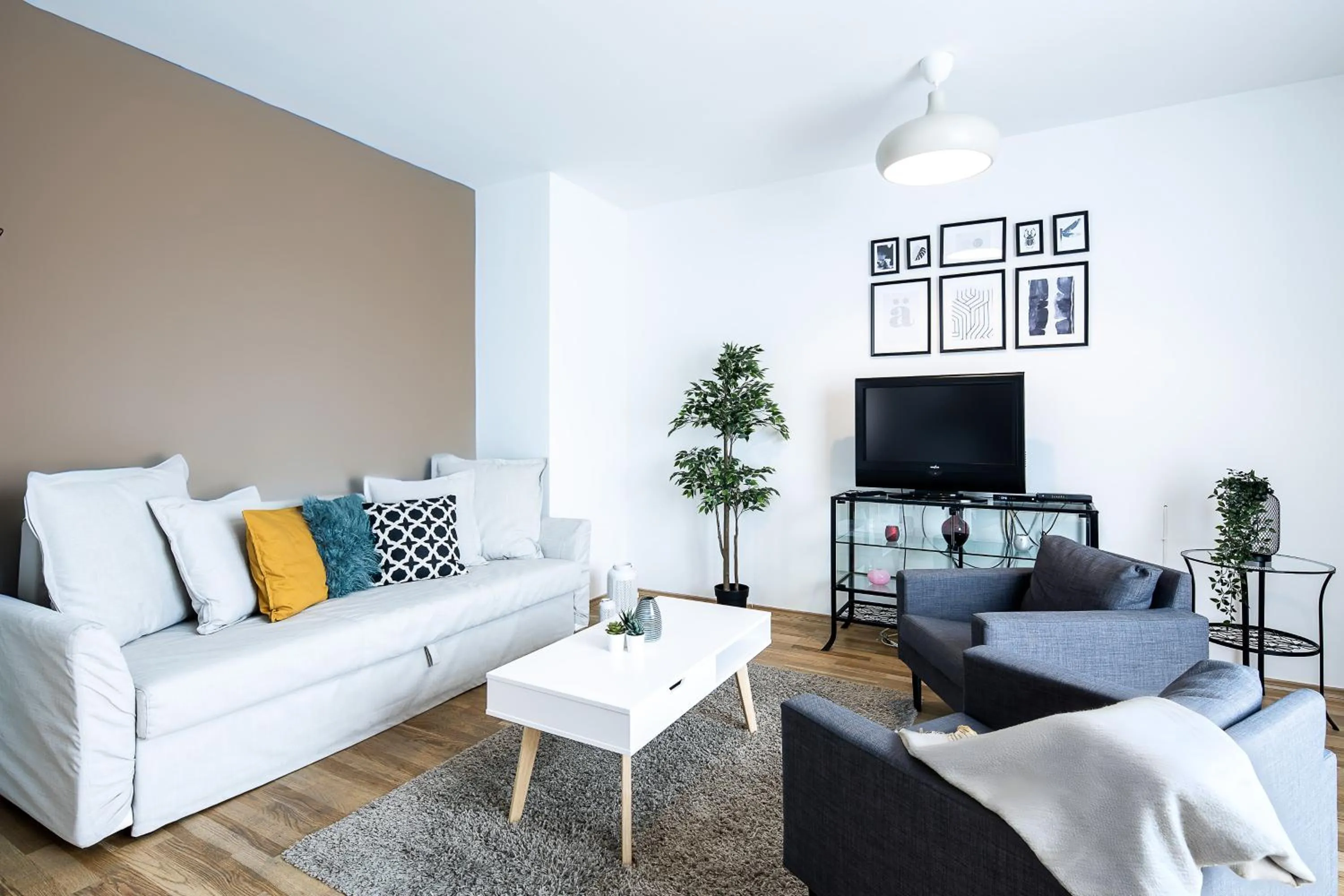 Living room in Vagabond Downtown