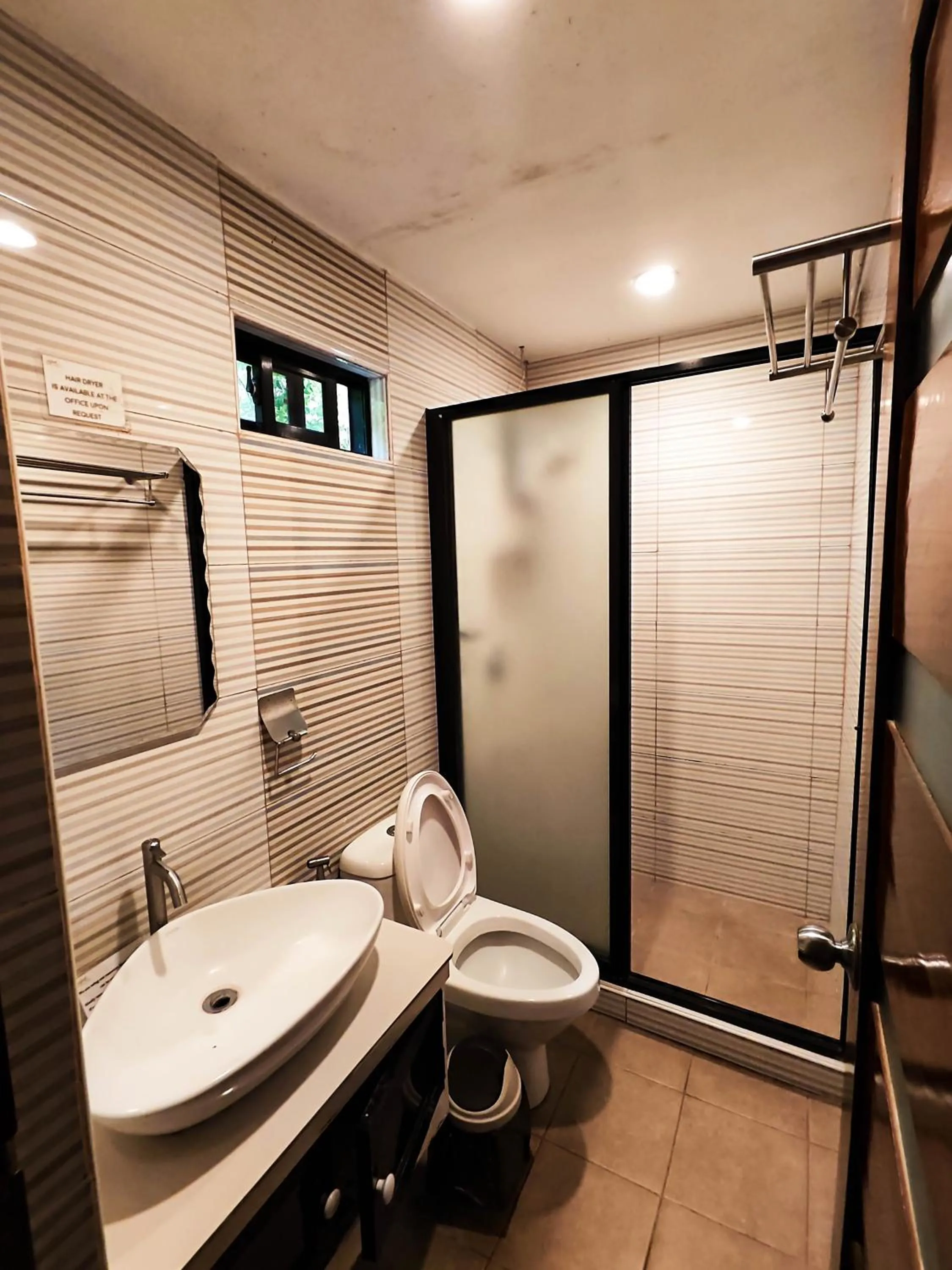 Toilet in A&A Garden Suites