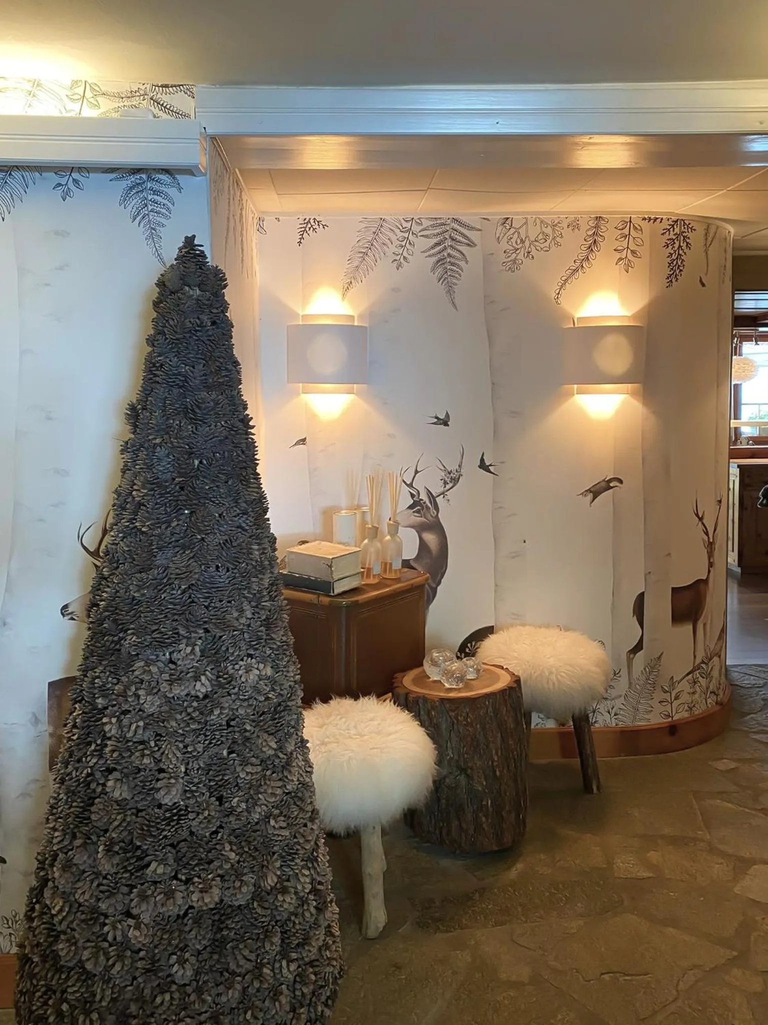 Property building in Hôtel Le Grand Chalet Favre